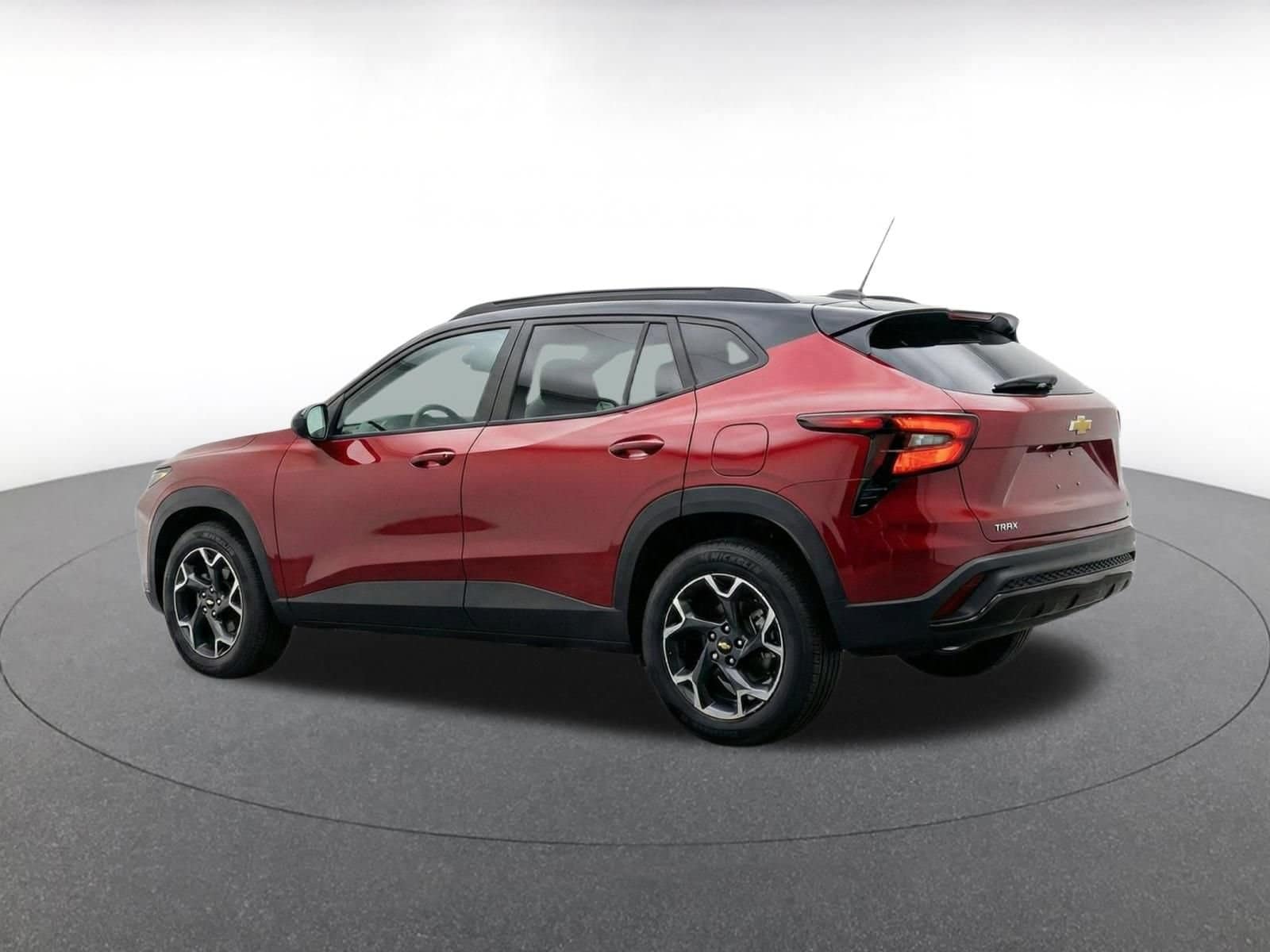 Thumbnail: 2025 Chevrolet Trax - 7