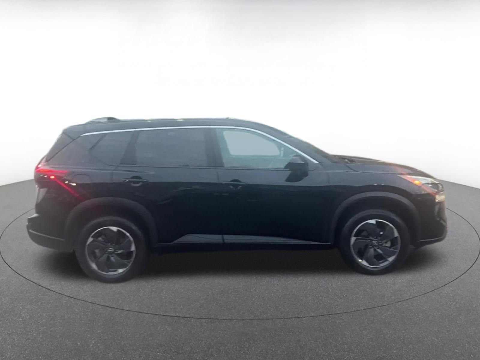 Thumbnail: 2025 Nissan Rogue - 16