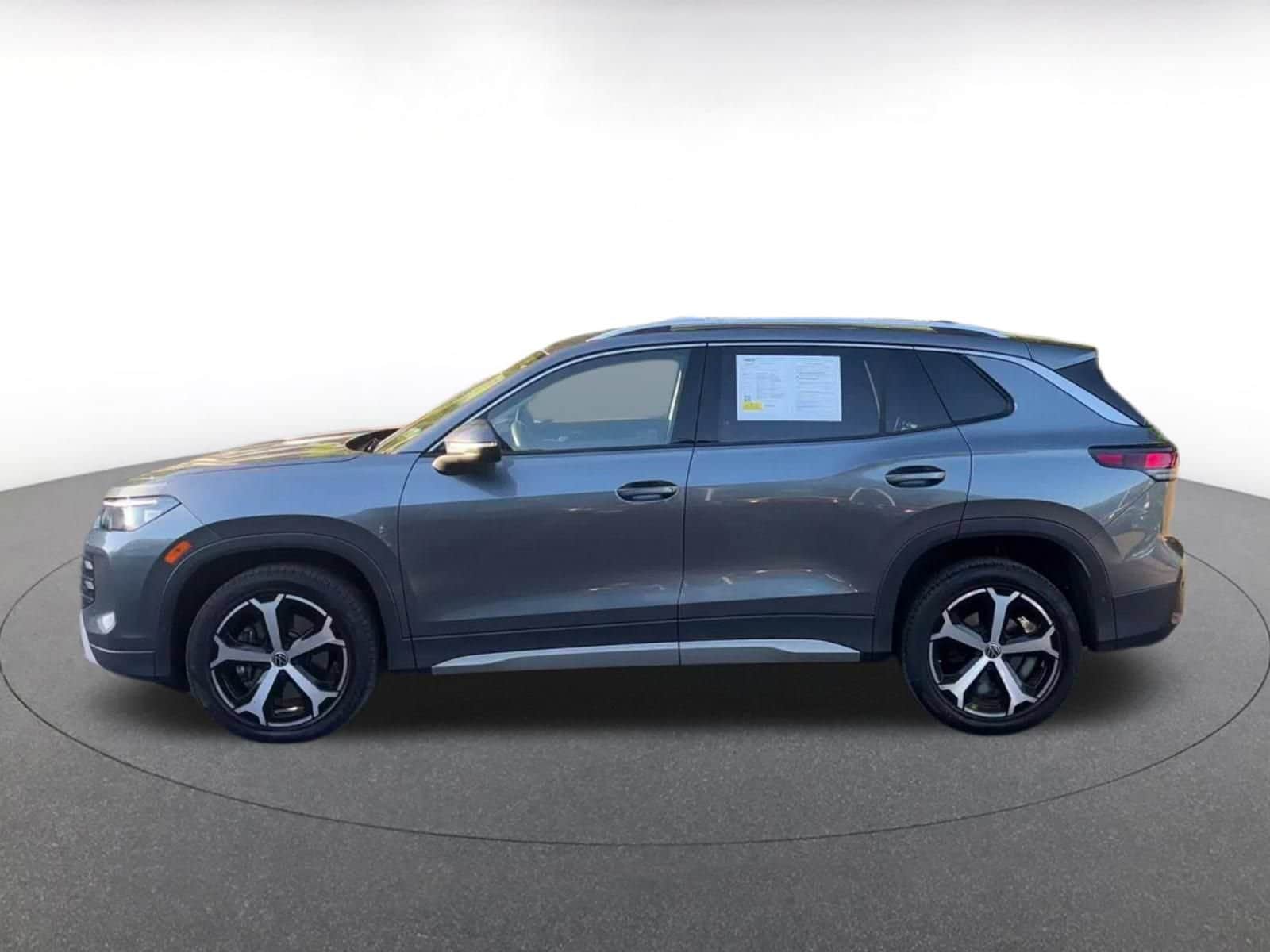 Thumbnail: 2026 Volkswagen Tiguan - 8