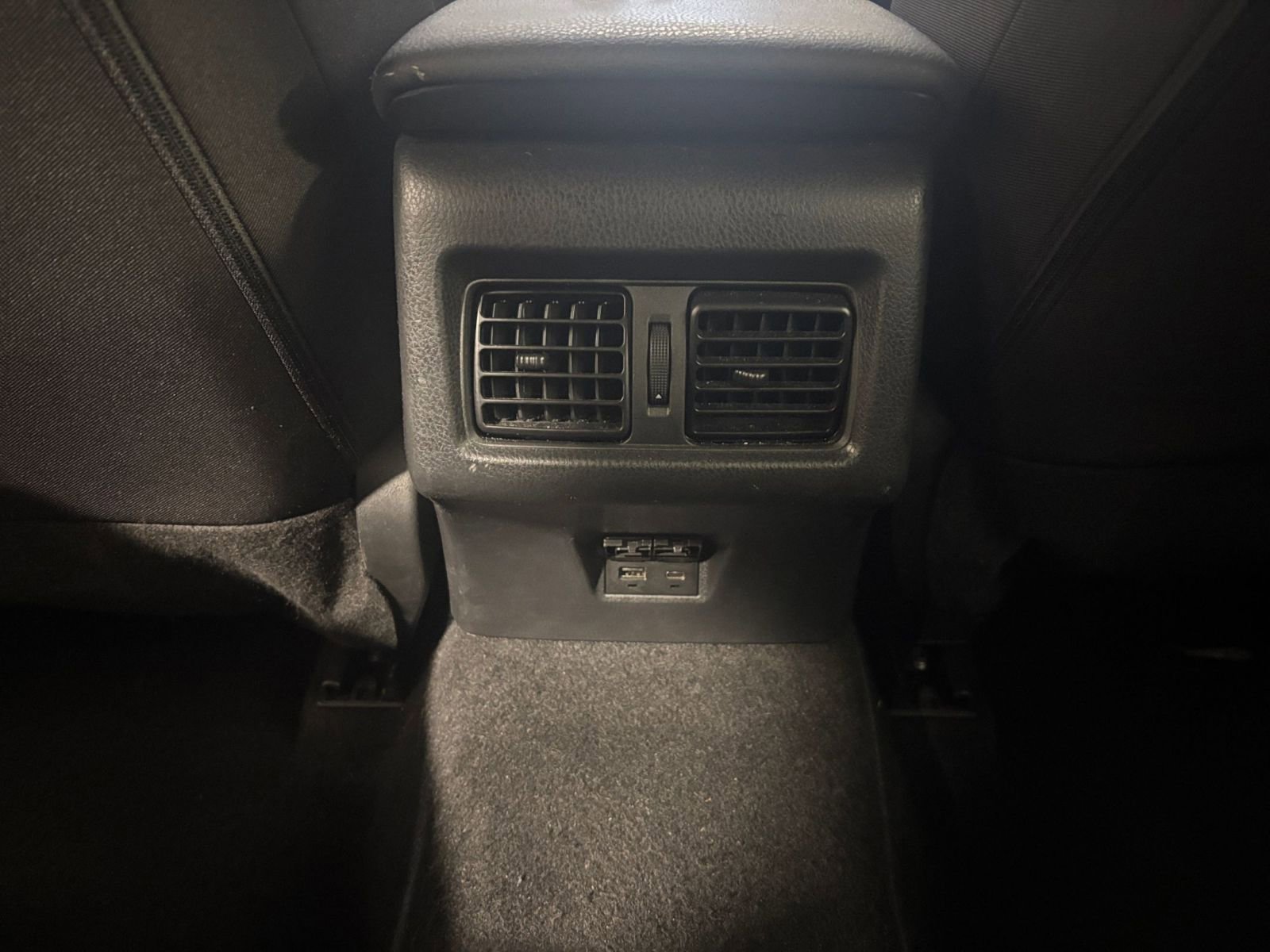 Thumbnail: 2025 Toyota Camry - 23