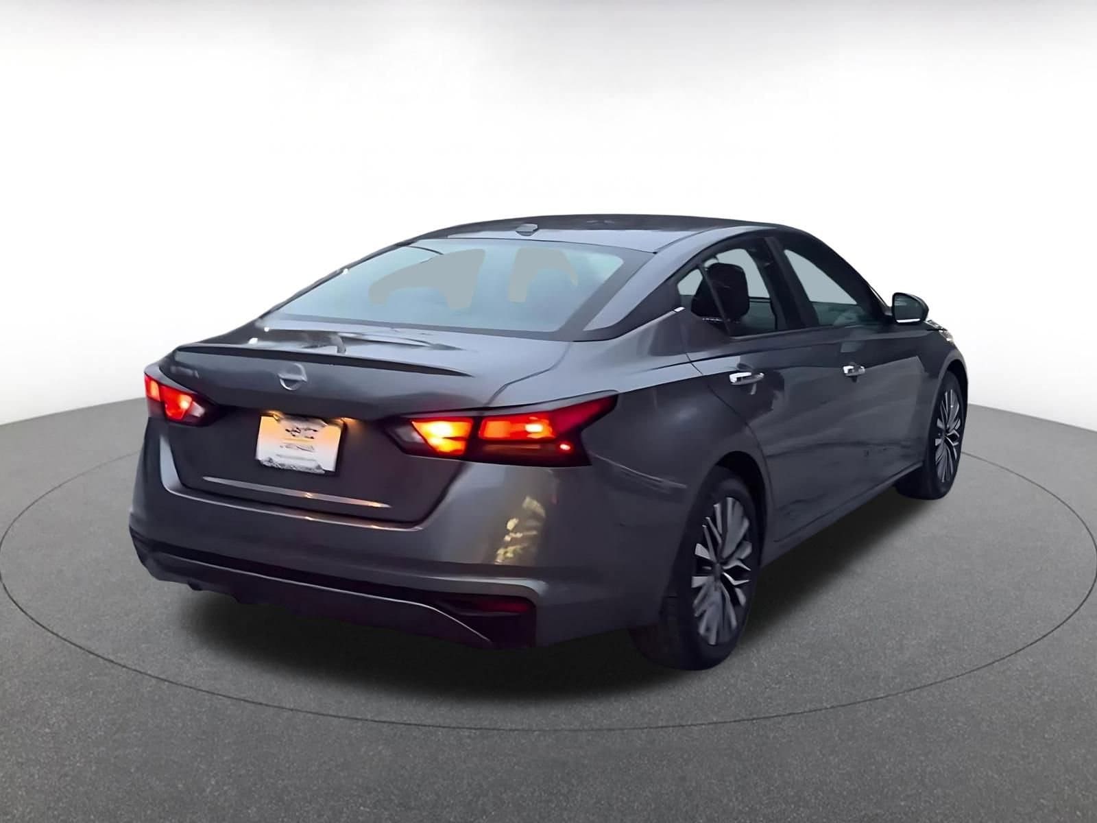 Thumbnail: 2025 Nissan Altima - 15