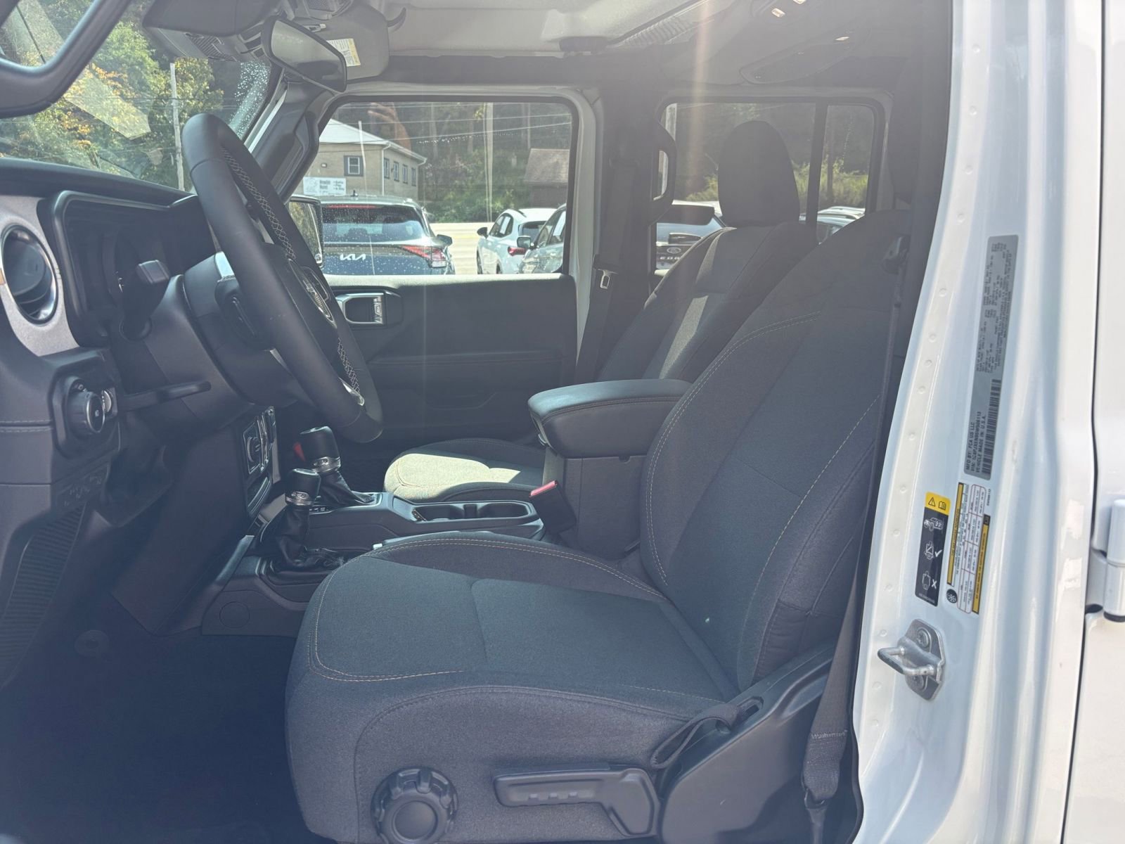 Thumbnail: 2025 Jeep Wrangler - 35