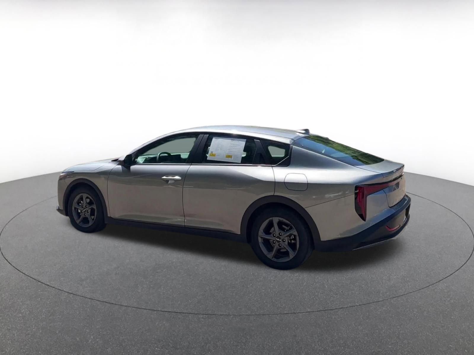 Thumbnail: 2025 Kia K4 - 10