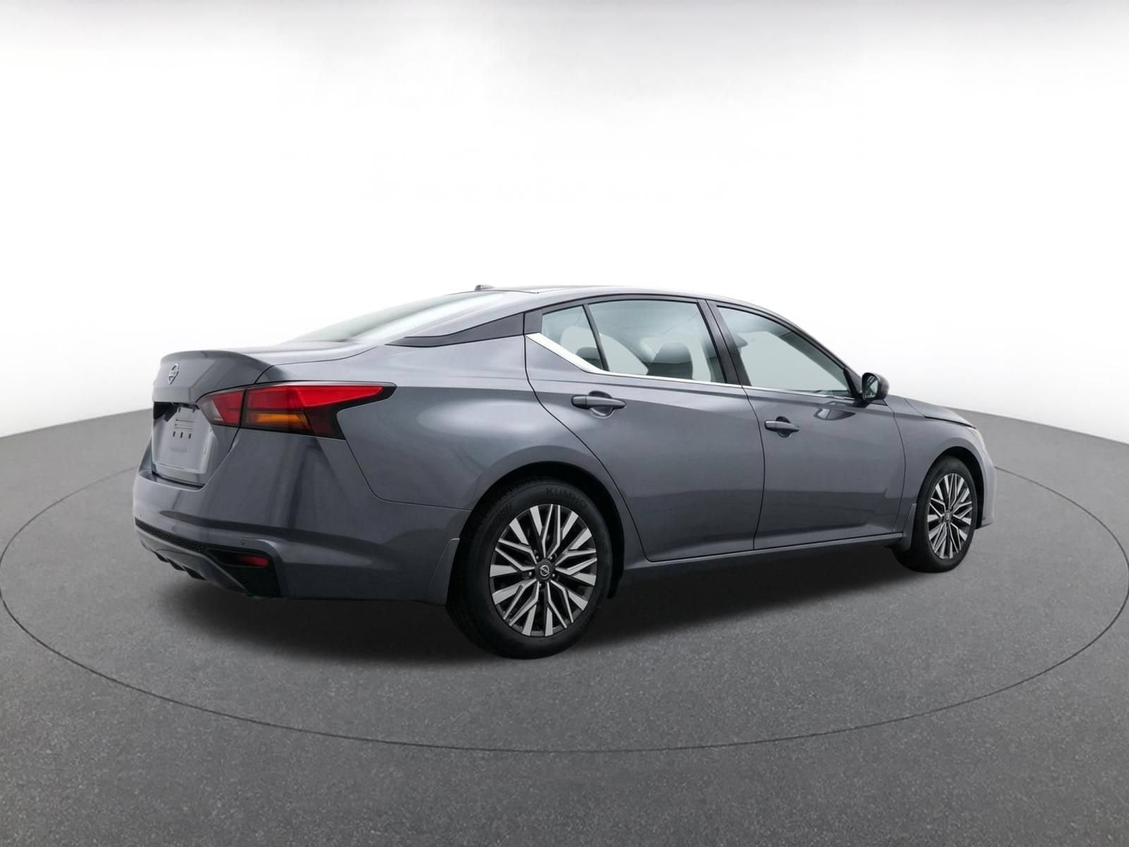 Thumbnail: 2026 Nissan Altima - 7
