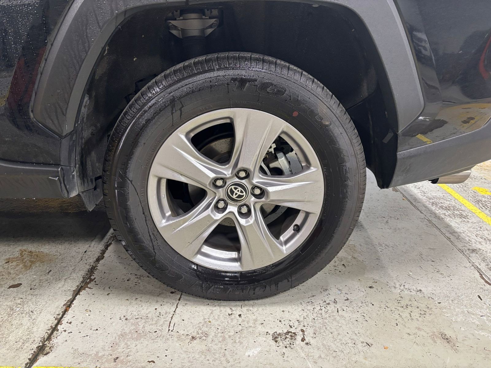 Thumbnail: 2025 Toyota RAV4 - 30