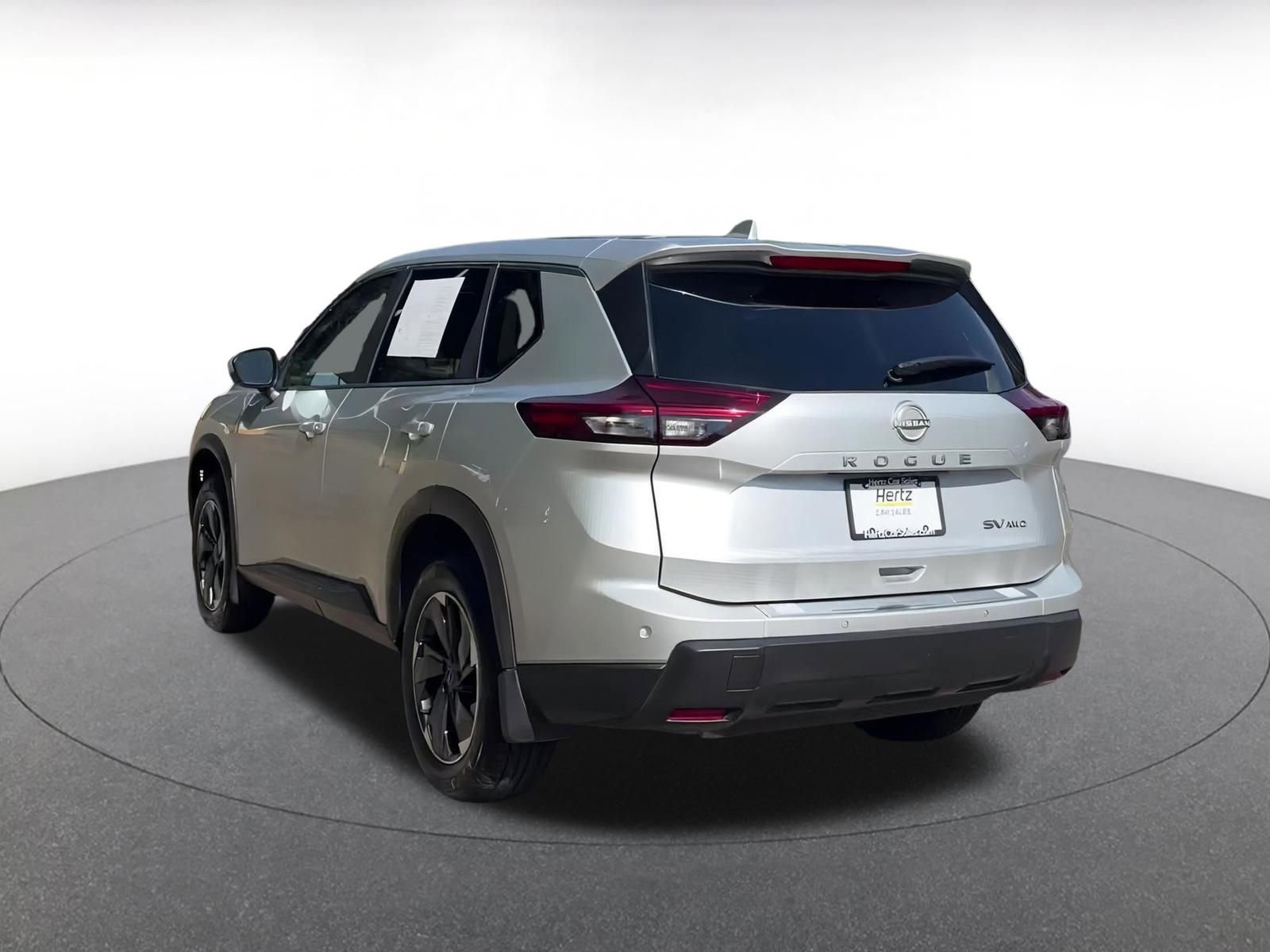 Thumbnail: 2024 Nissan Rogue - 11