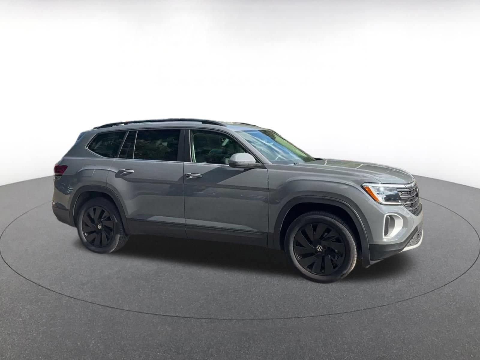 Thumbnail: 2026 Volkswagen Atlas - 2