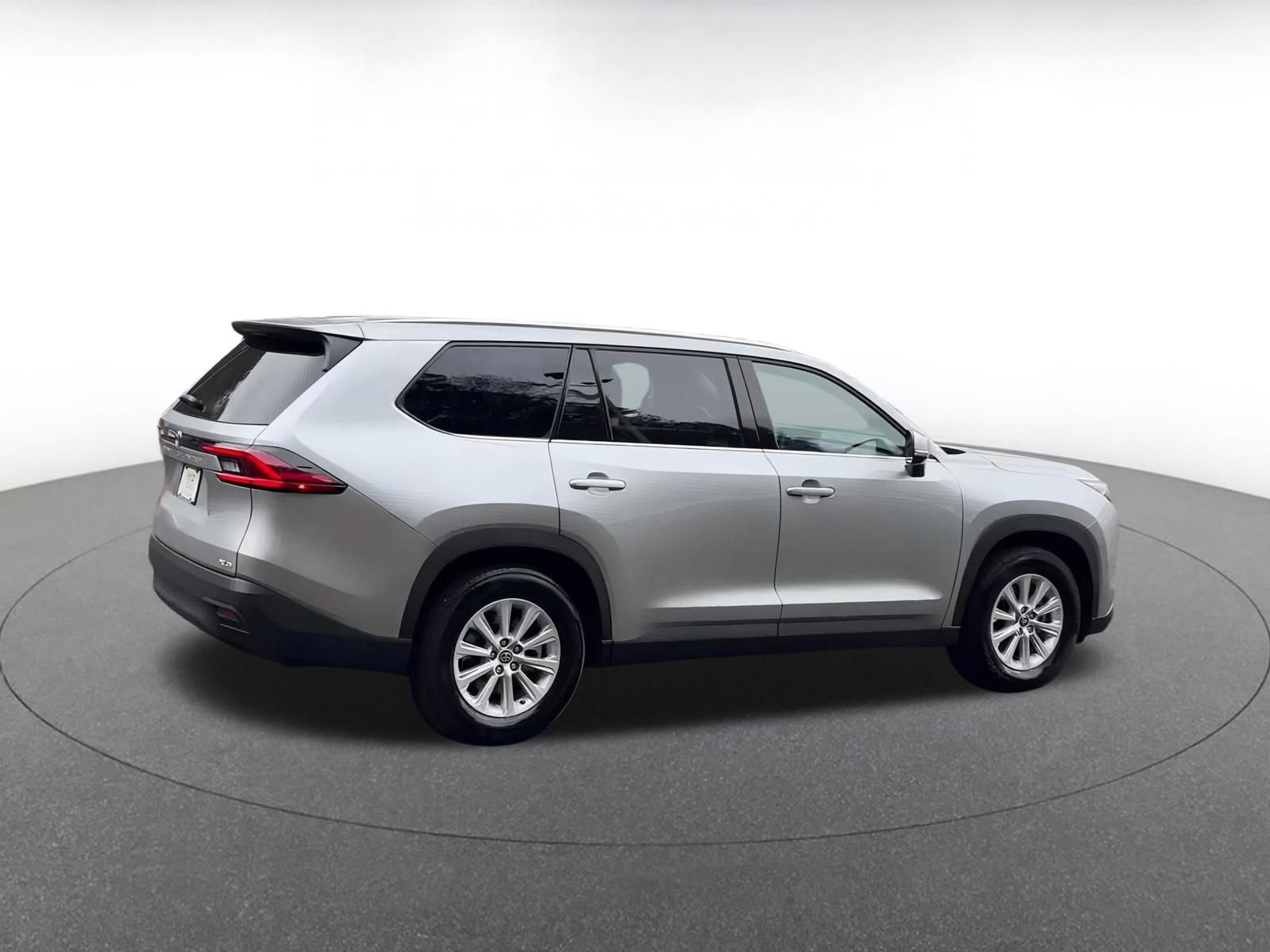 Thumbnail: 2025 Toyota Grand Highlander - 16