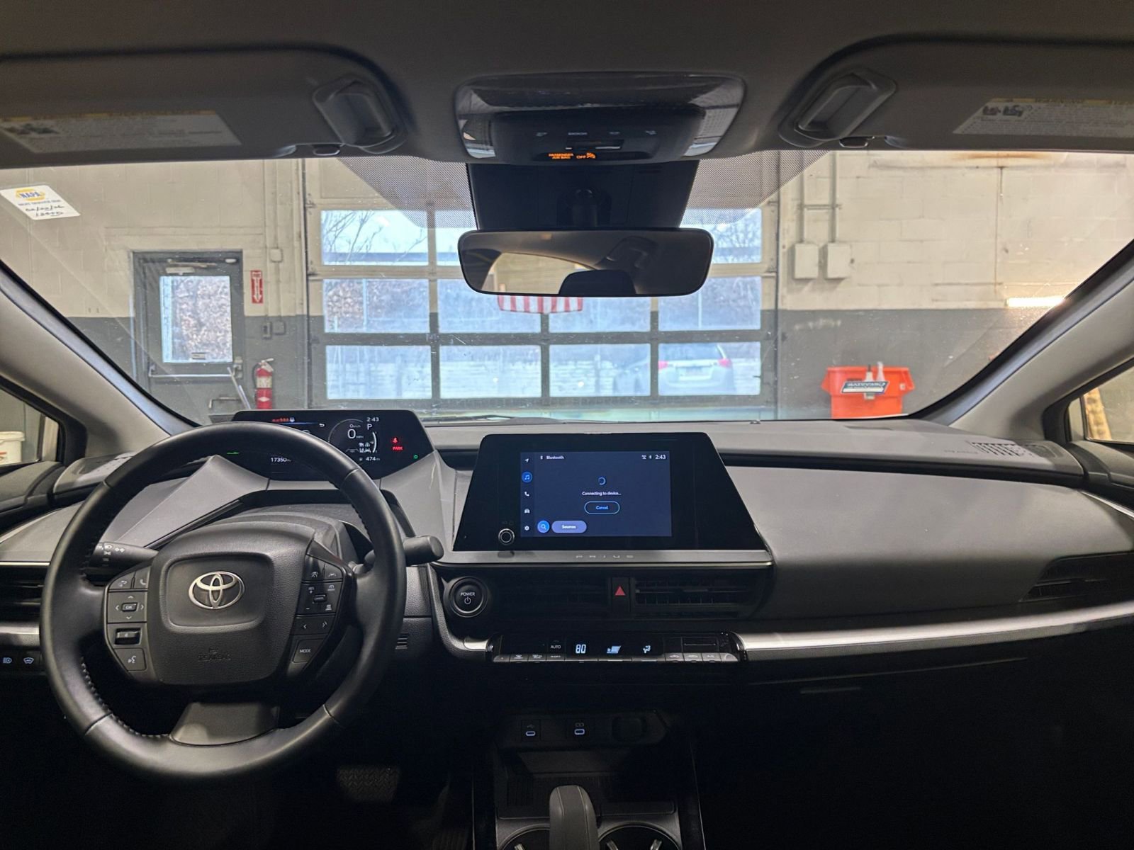 Thumbnail: 2025 Toyota Prius - 31