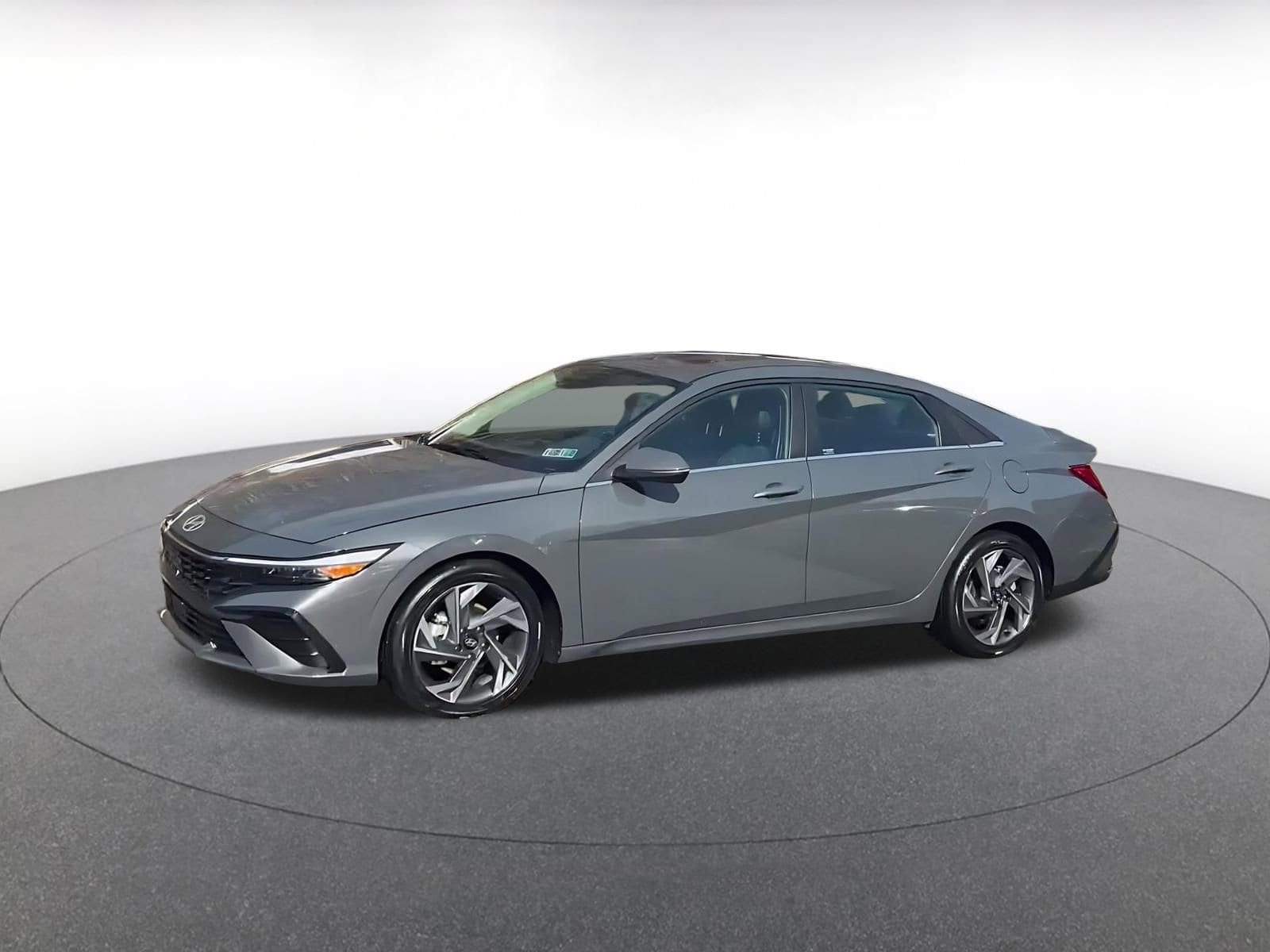 Thumbnail: 2025 Hyundai Elantra - 8