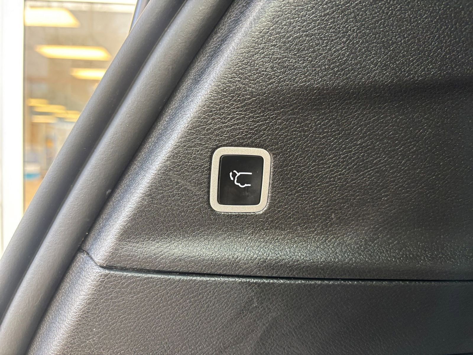 Thumbnail: 2025 Chrysler Pacifica - 23