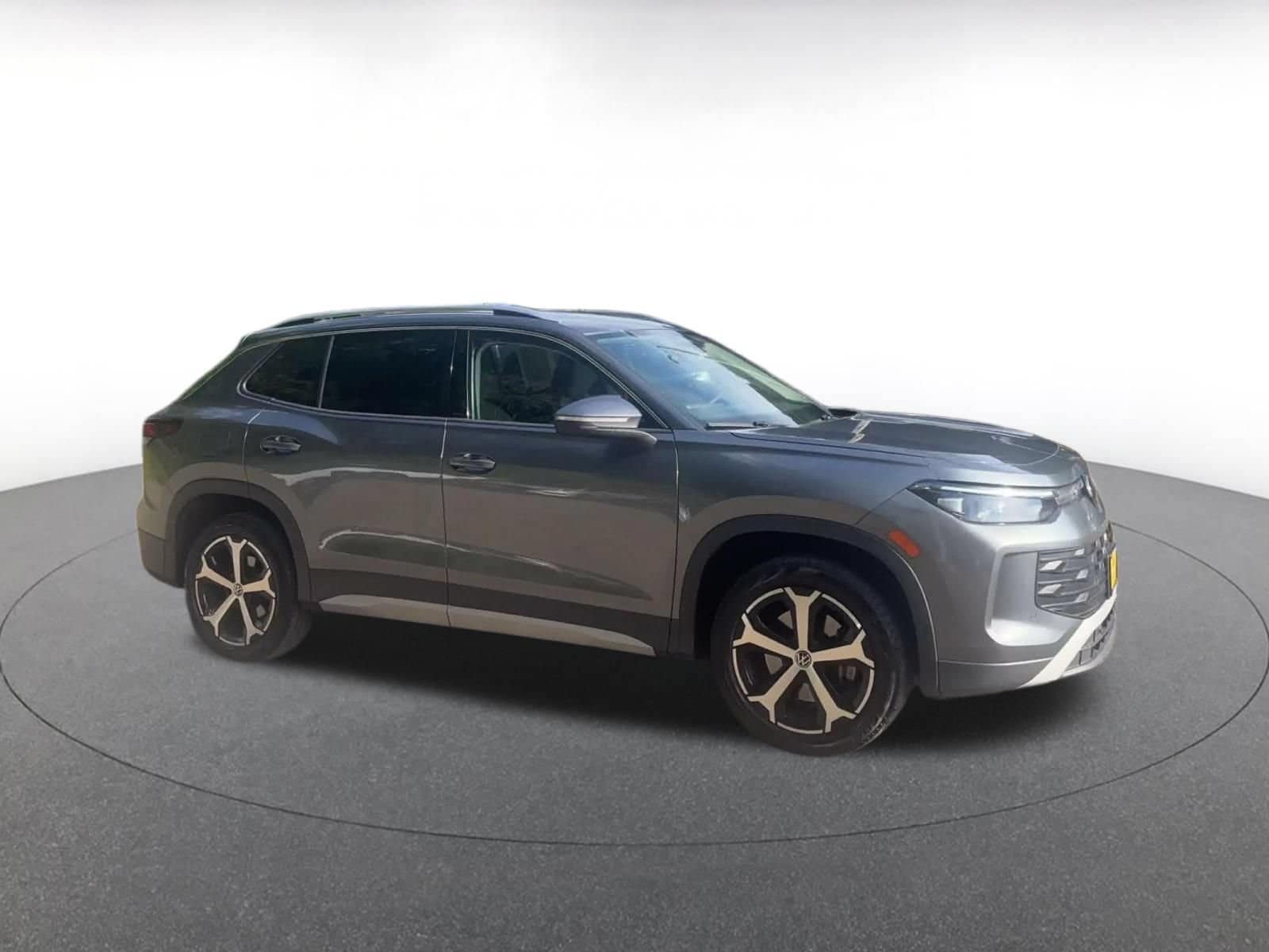 Thumbnail: 2026 Volkswagen Tiguan - 2