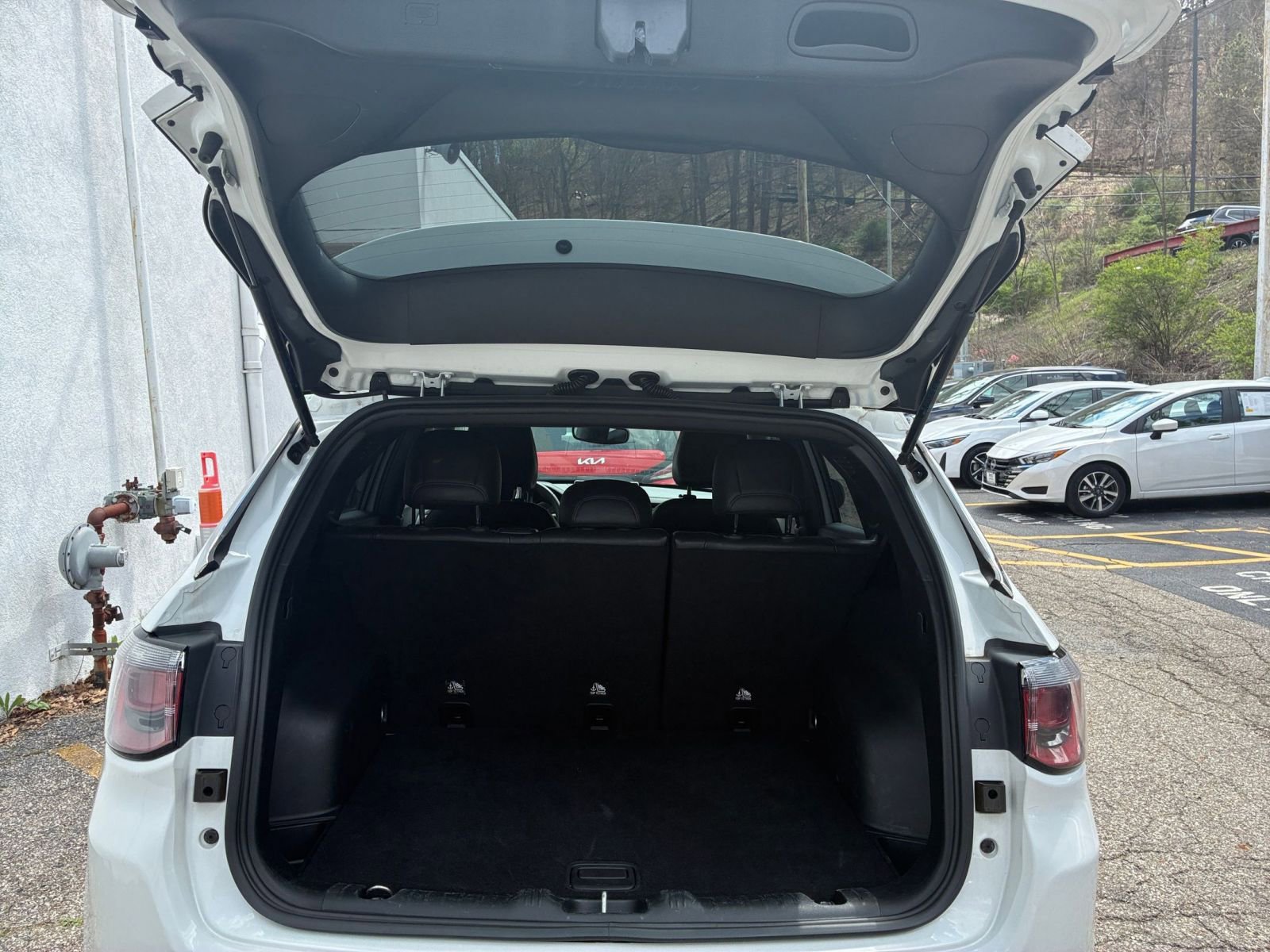 Thumbnail: 2023 Jeep Compass - 30