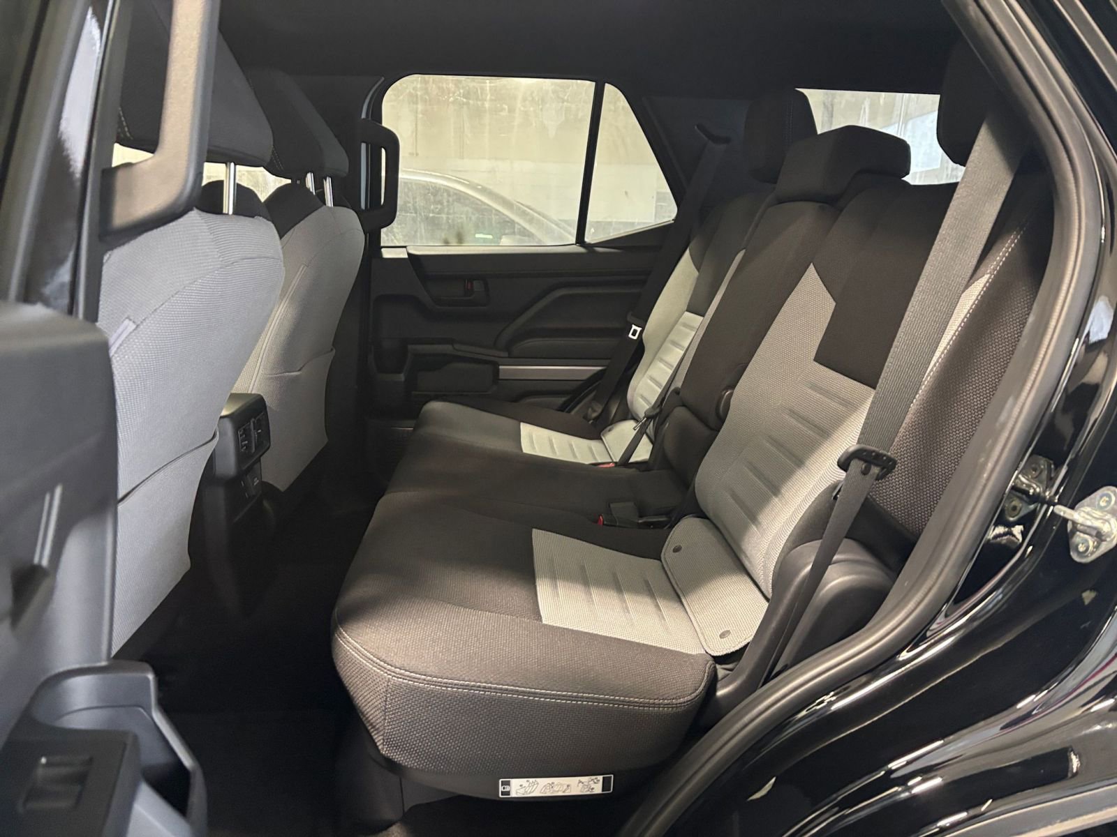 Thumbnail: 2025 Toyota 4Runner - 24