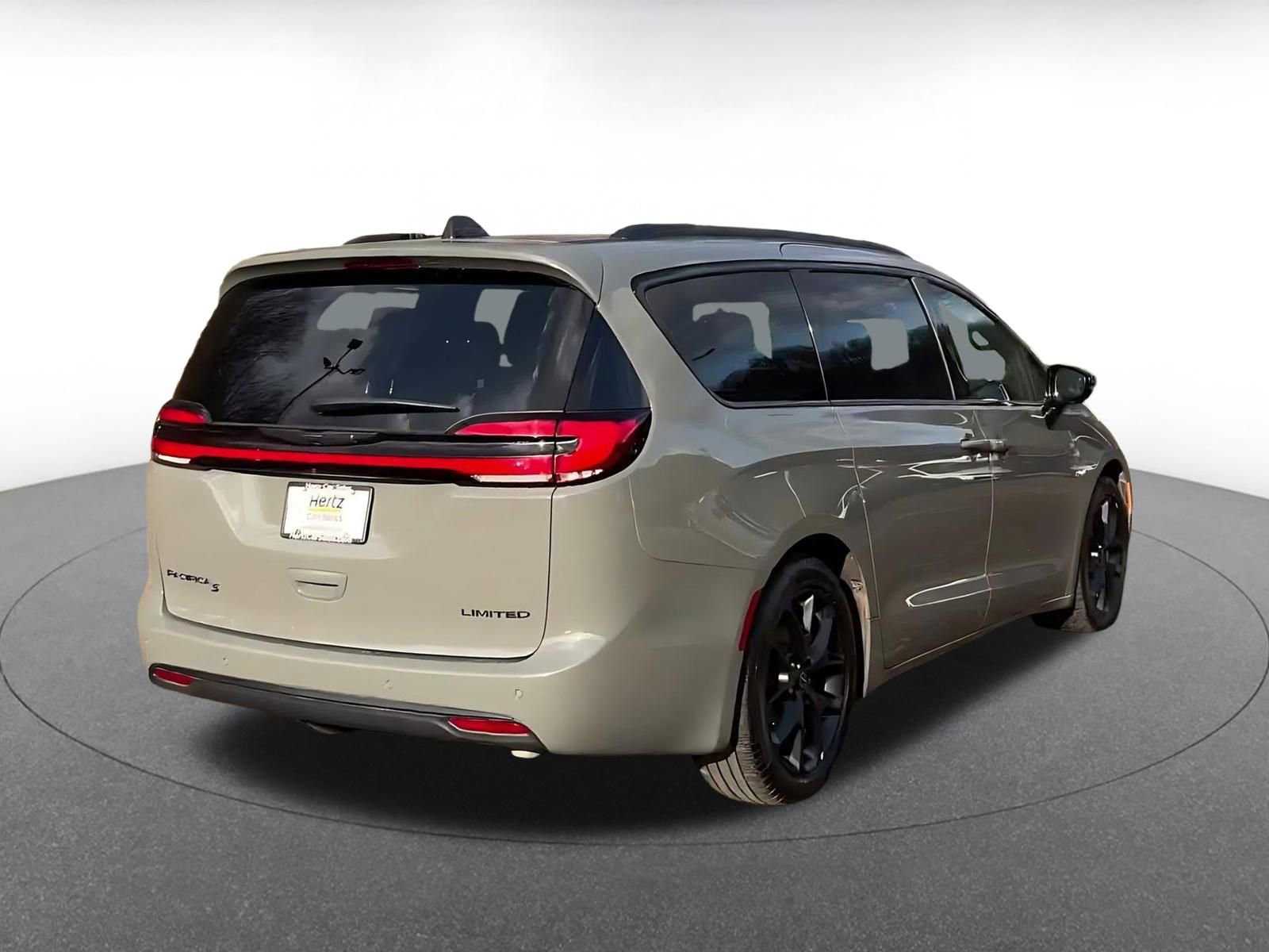 Thumbnail: 2025 Chrysler Pacifica - 14