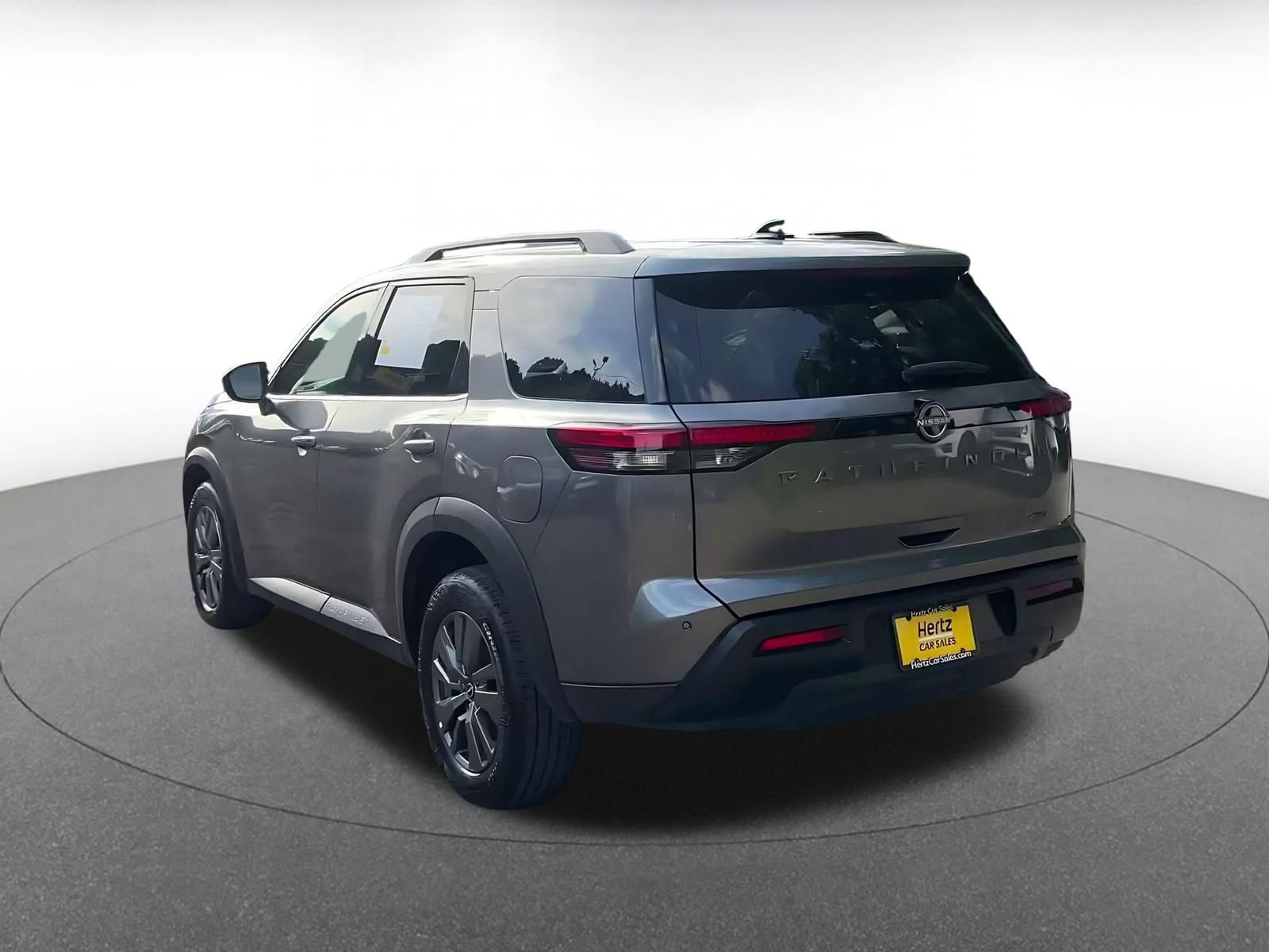 Thumbnail: 2026 Nissan Pathfinder - 10