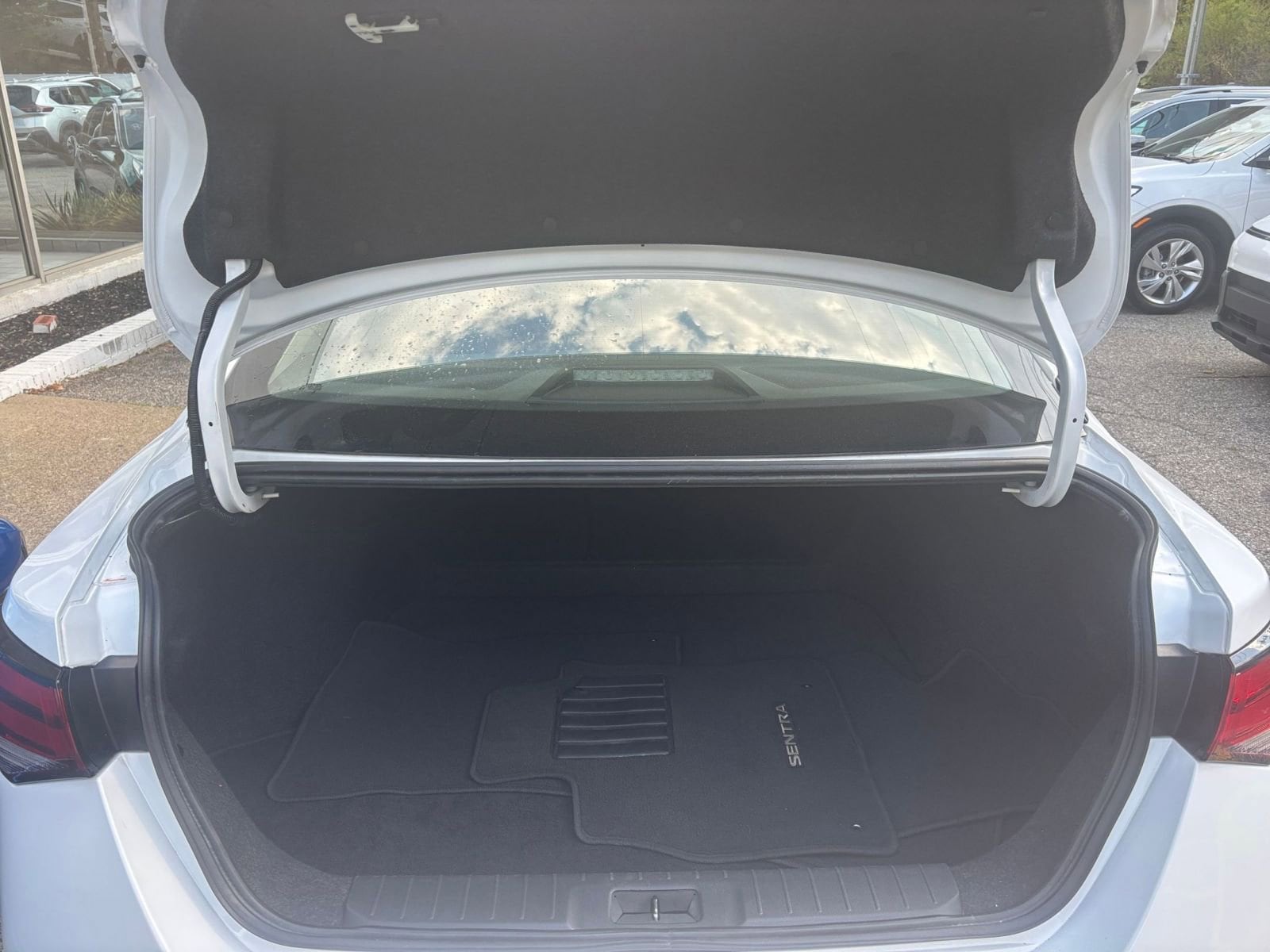 Thumbnail: 2024 Nissan Sentra - 29