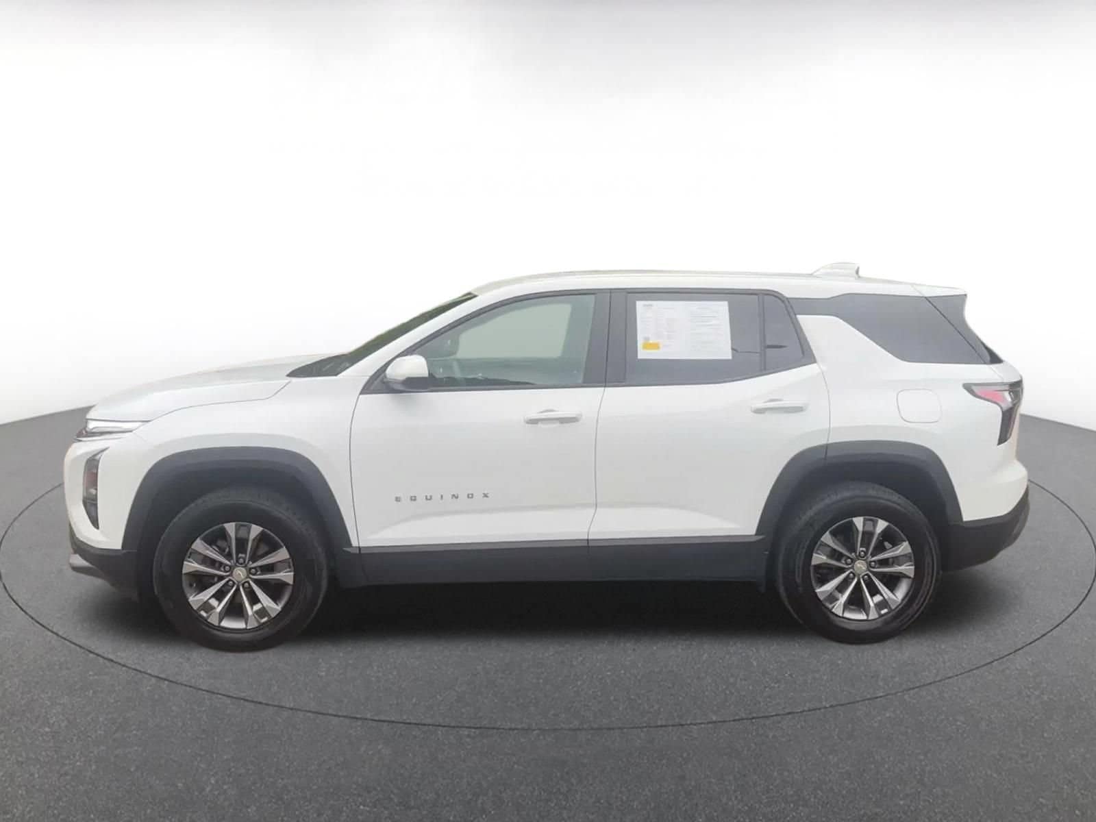 Thumbnail: 2025 Chevrolet Equinox - 8