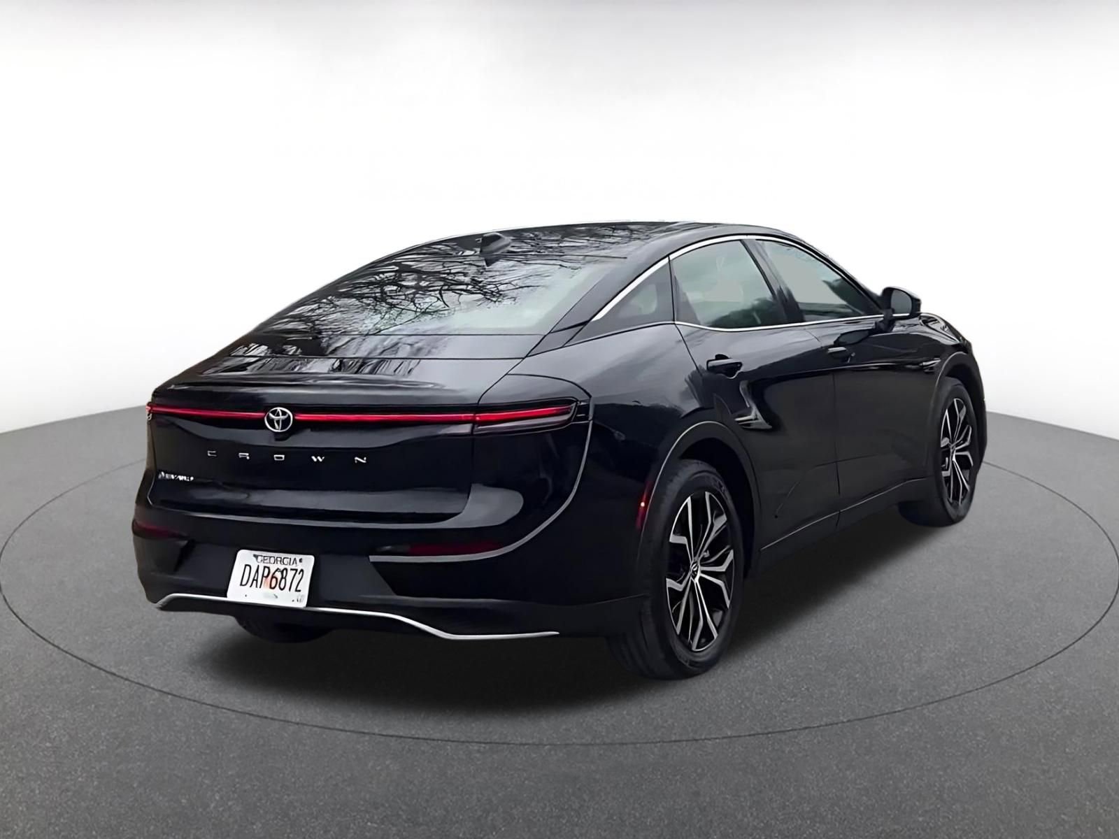 Thumbnail: 2025 Toyota Crown - 14