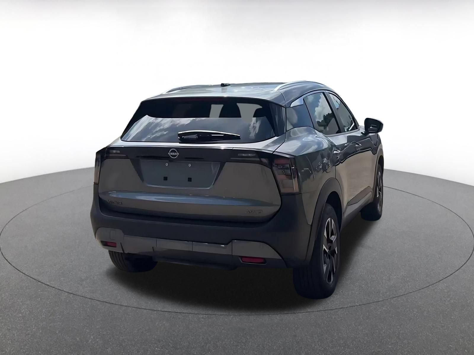 Thumbnail: 2026 Nissan Kicks - 12