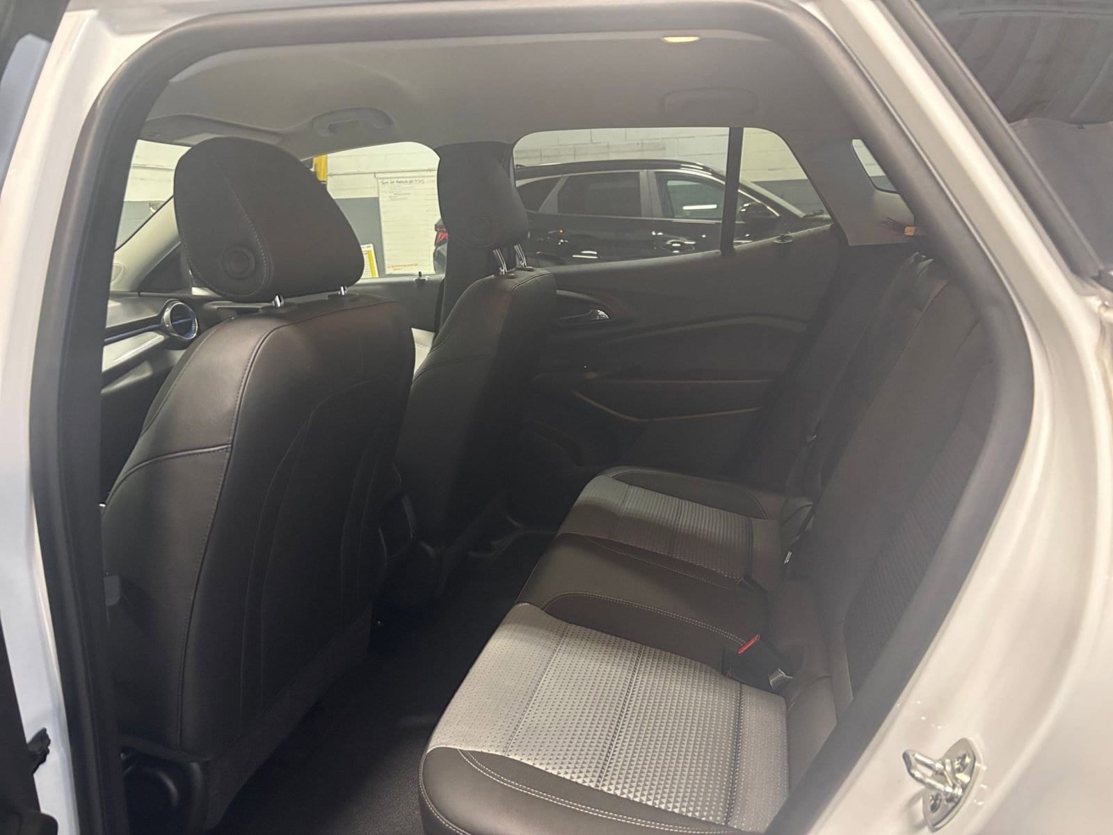 Thumbnail: 2025 Chevrolet Trax - 24