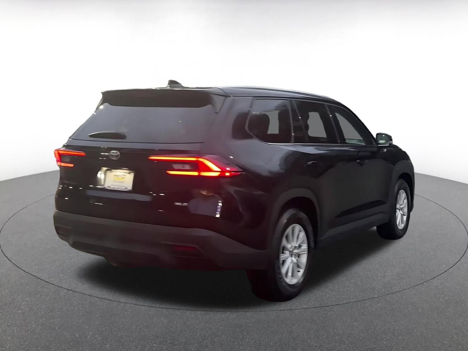 Thumbnail: 2025 Toyota Grand Highlander - 14