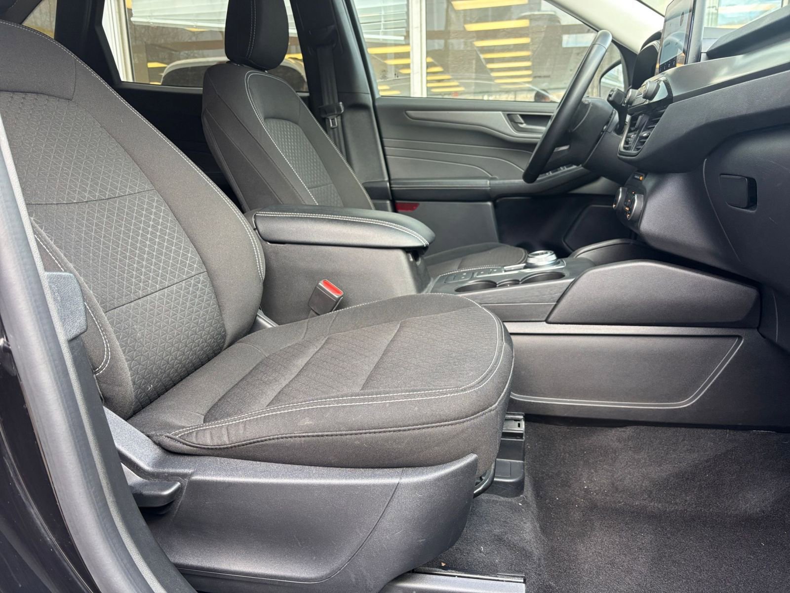 Thumbnail: 2024 Ford Escape - 28