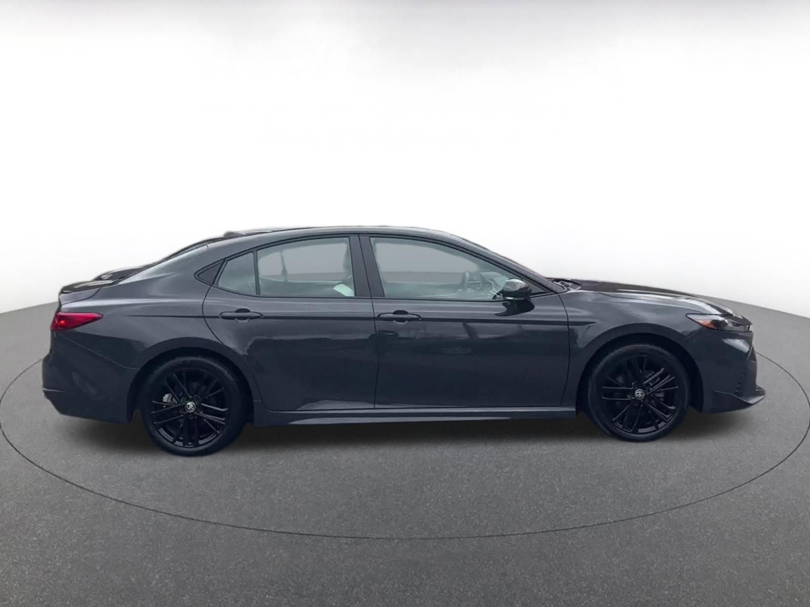 Thumbnail: 2025 Toyota Camry - 16