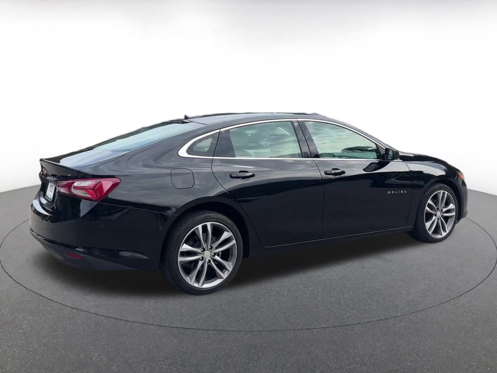 Thumbnail: 2024 Chevrolet Malibu - 14