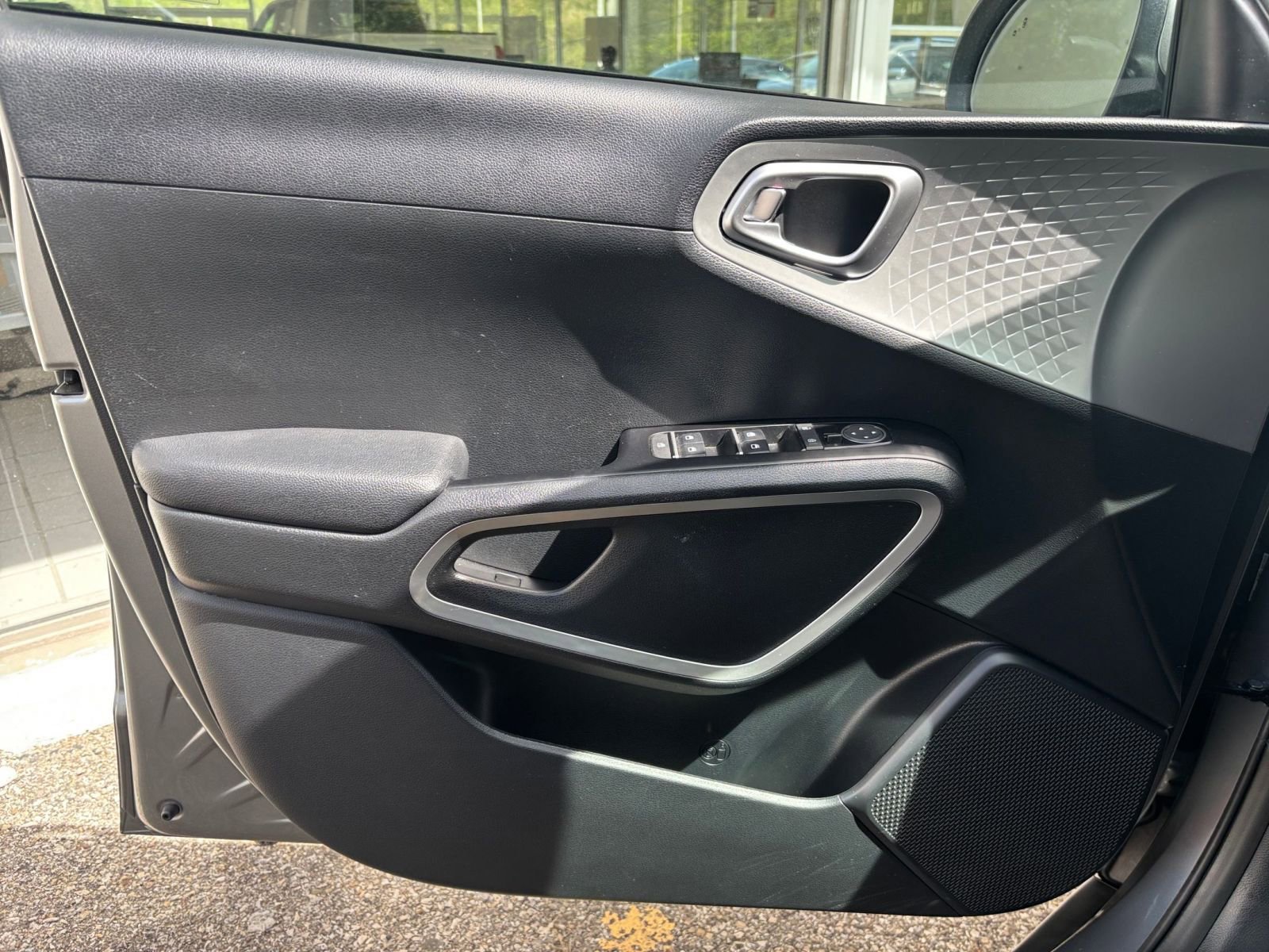 Thumbnail: 2025 Kia Soul - 18
