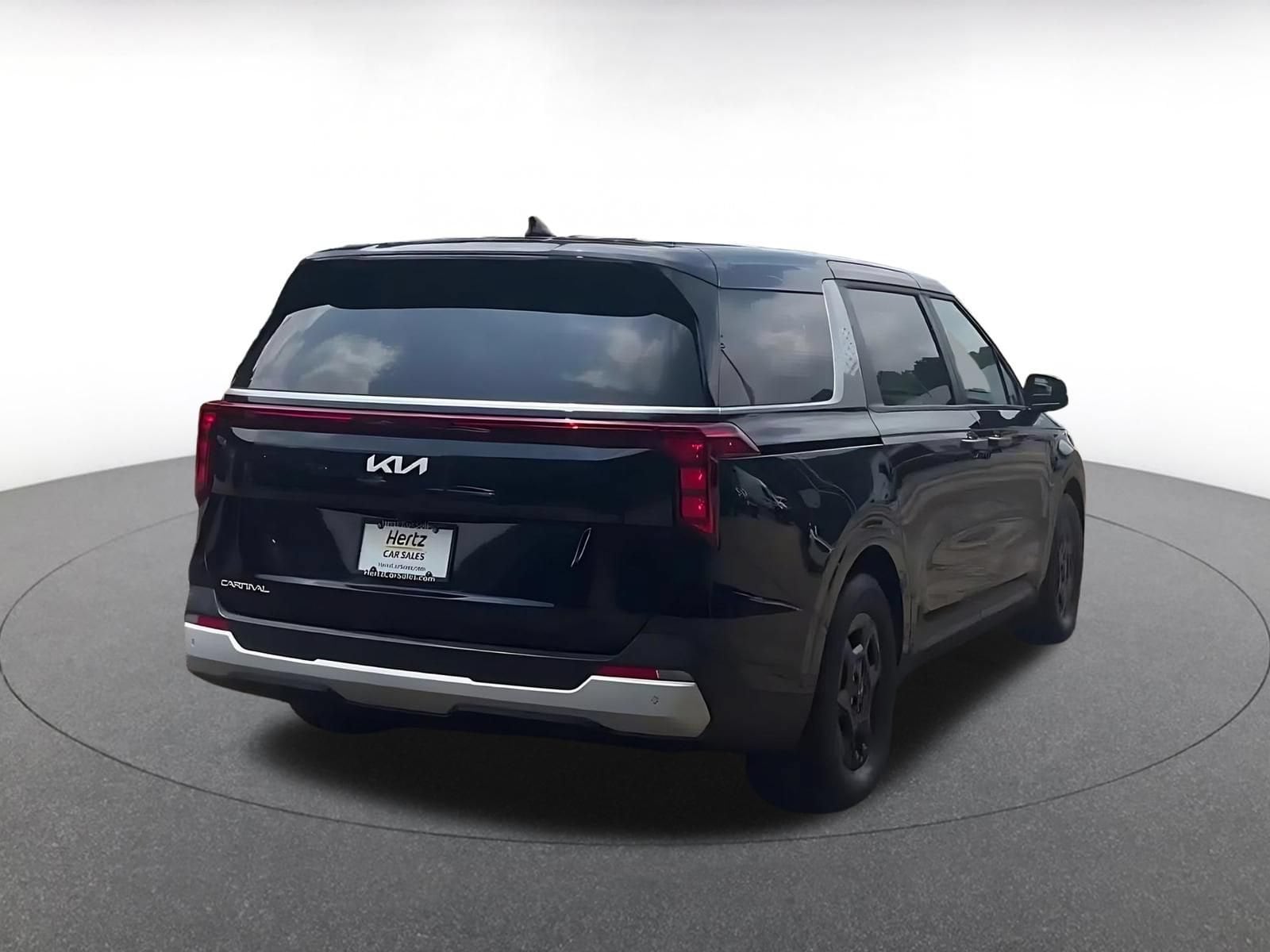 Thumbnail: 2026 Kia Carnival - 15