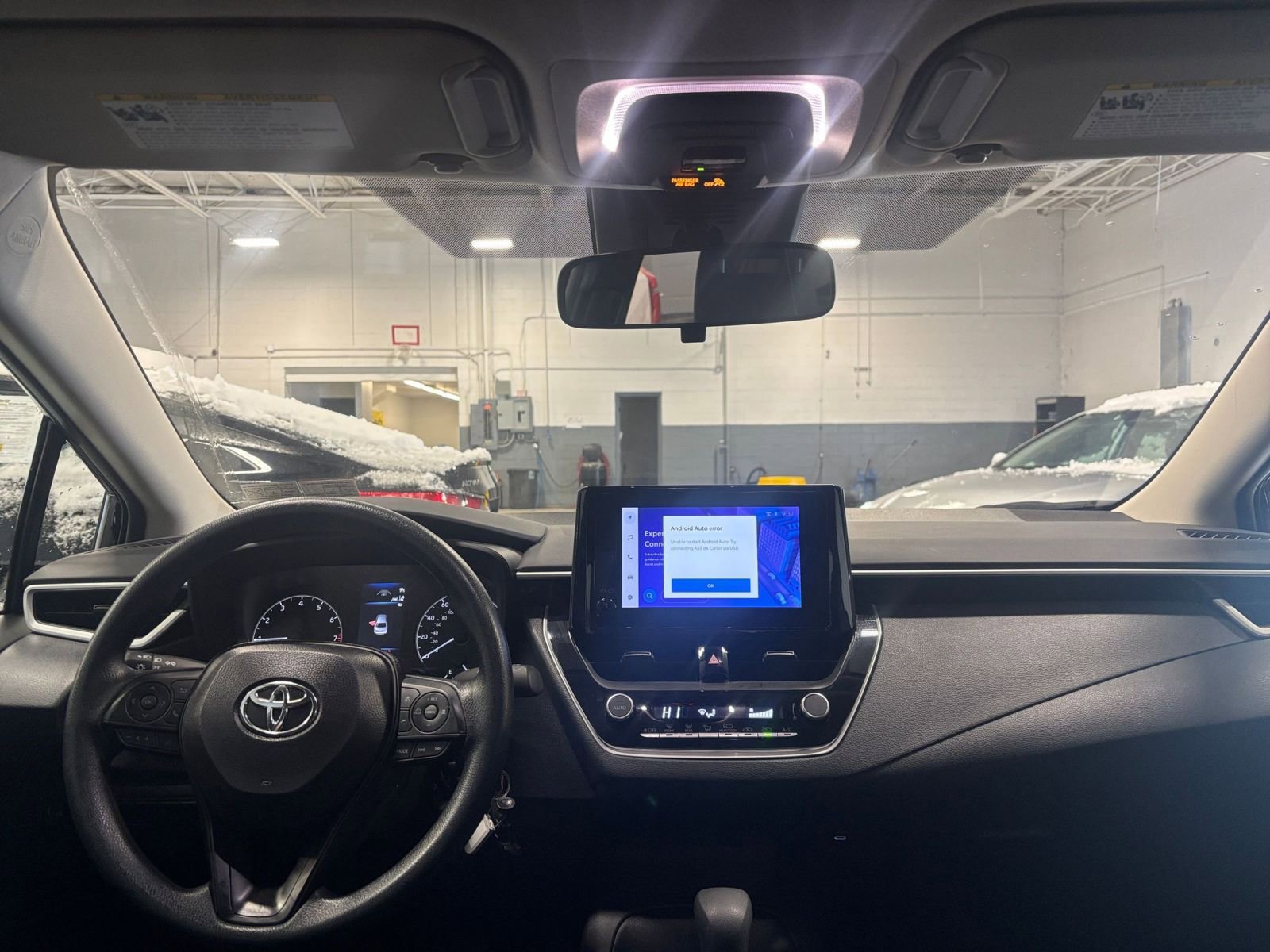 Thumbnail: 2025 Toyota Corolla - 32