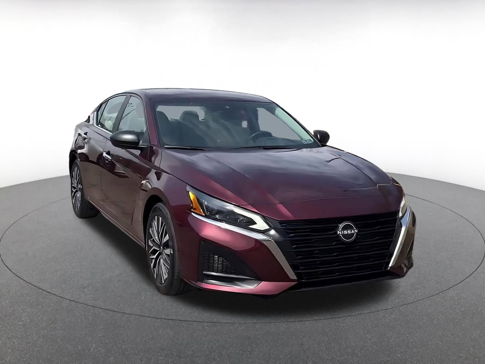 Thumbnail: 2025 Nissan Altima - 3