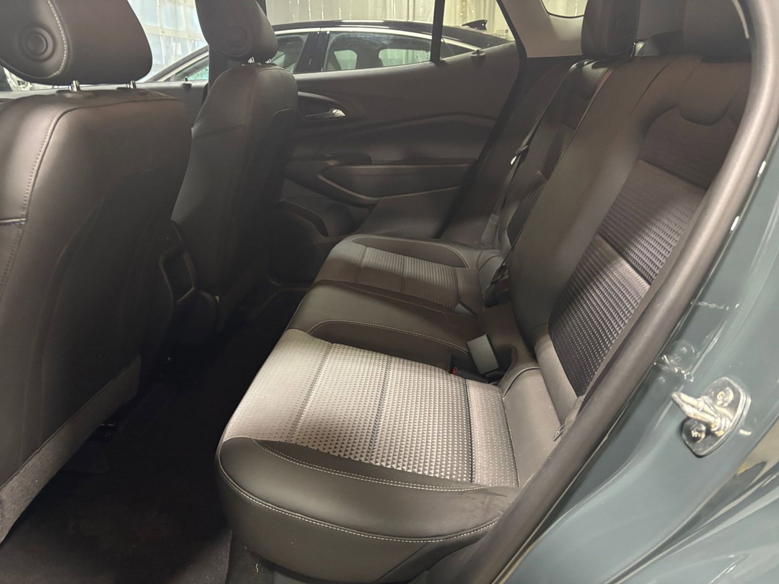 Thumbnail: 2025 Chevrolet Trax - 35