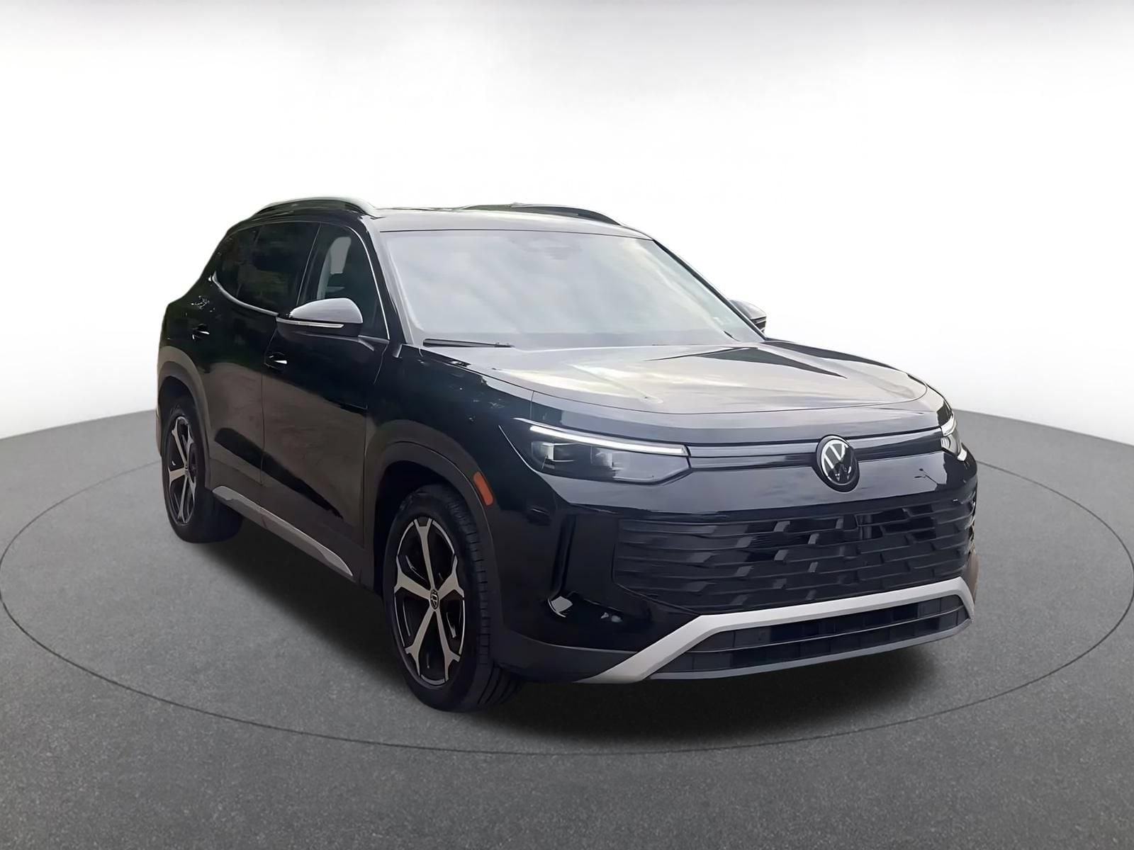 Thumbnail: 2026 Volkswagen Tiguan - 3