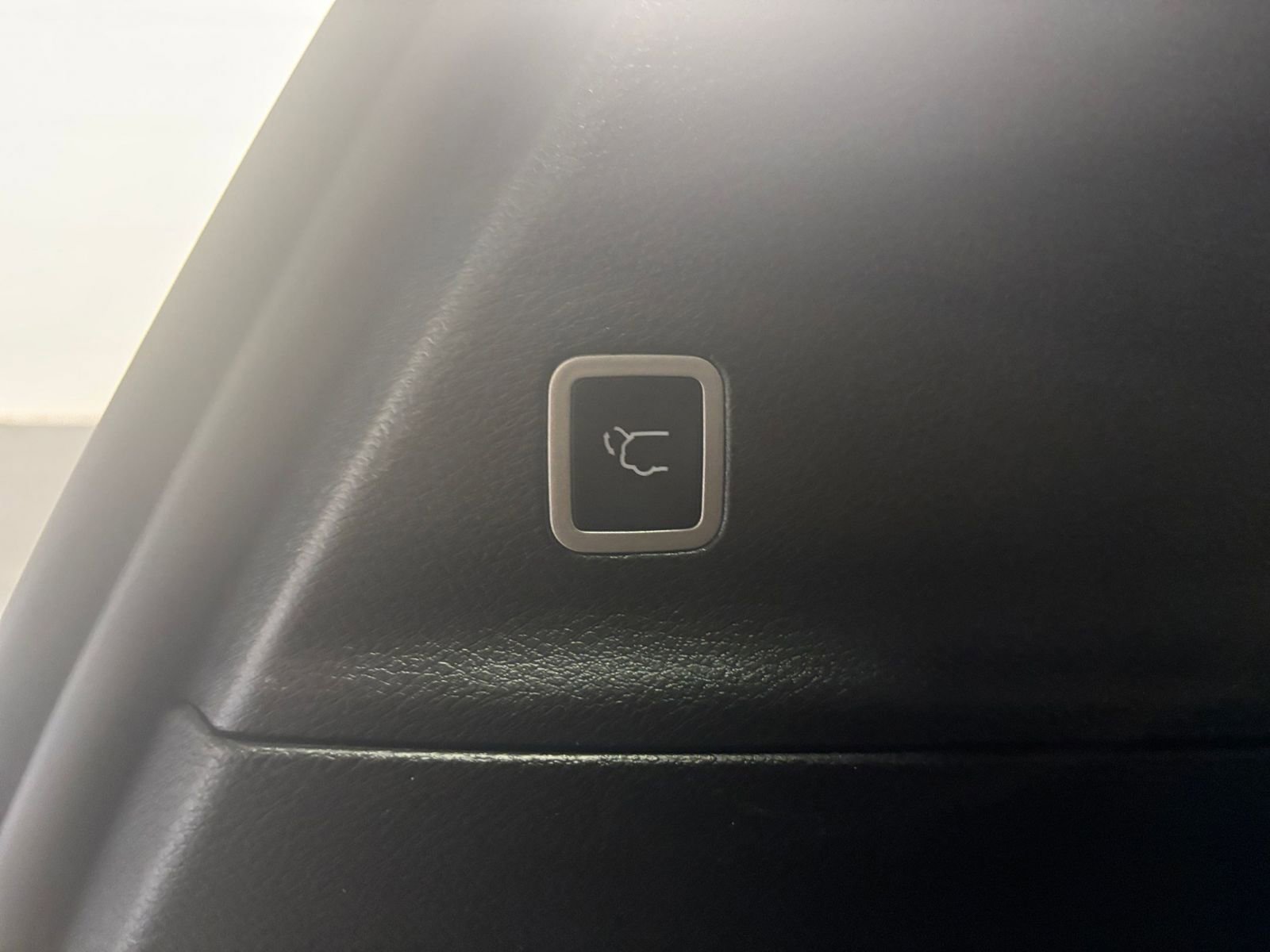 Thumbnail: 2025 Chrysler Pacifica - 23