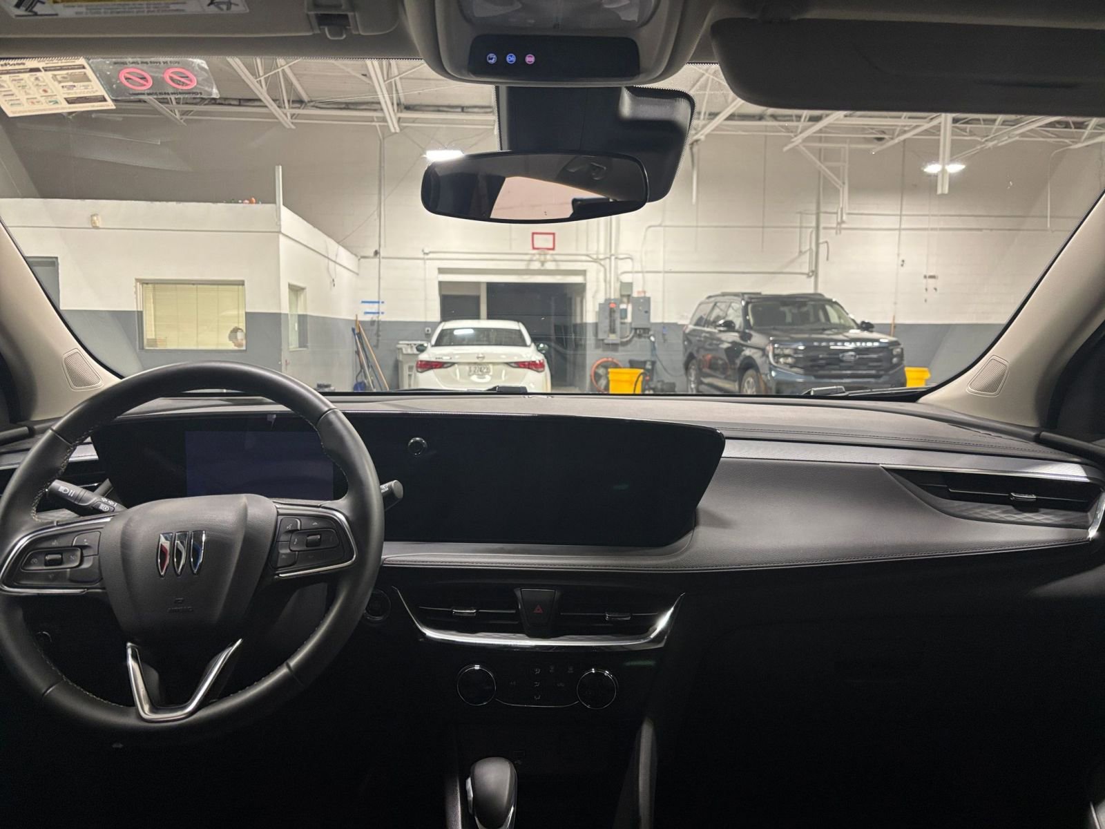 Thumbnail: 2025 Buick Encore GX - 32