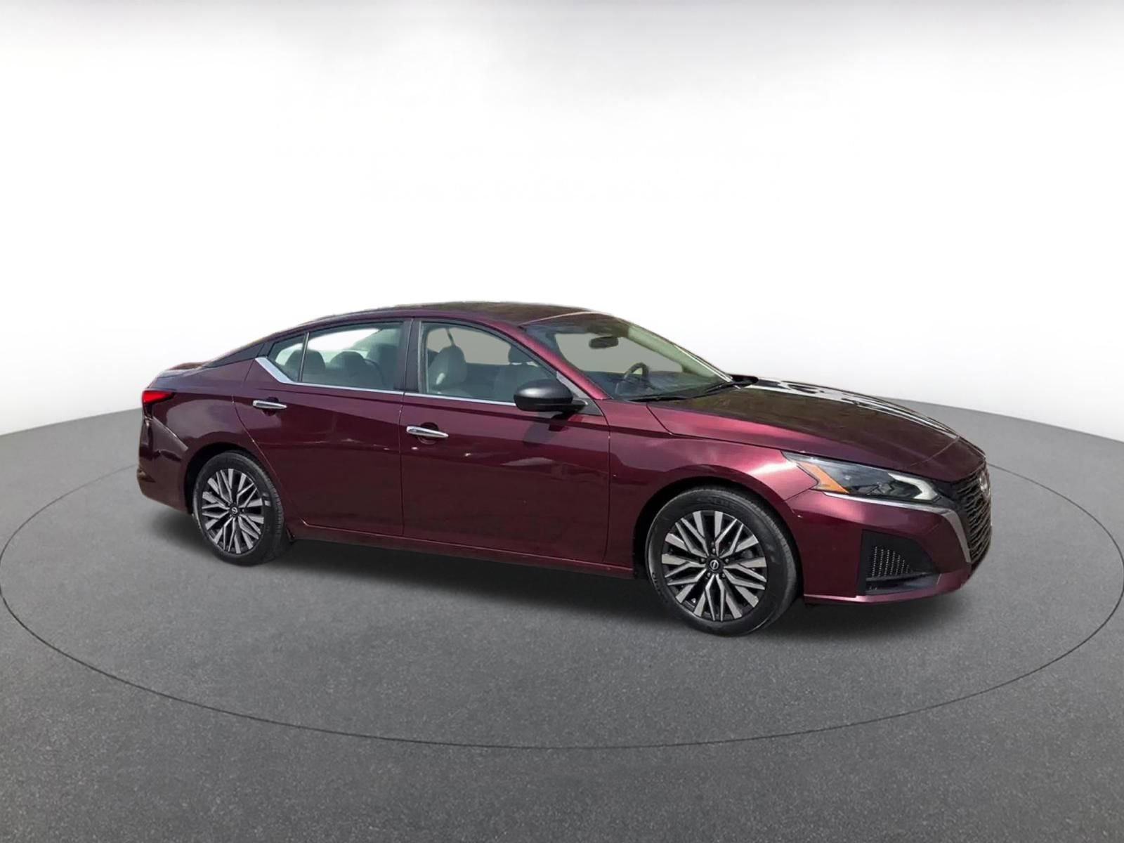 Thumbnail: 2025 Nissan Altima - 2