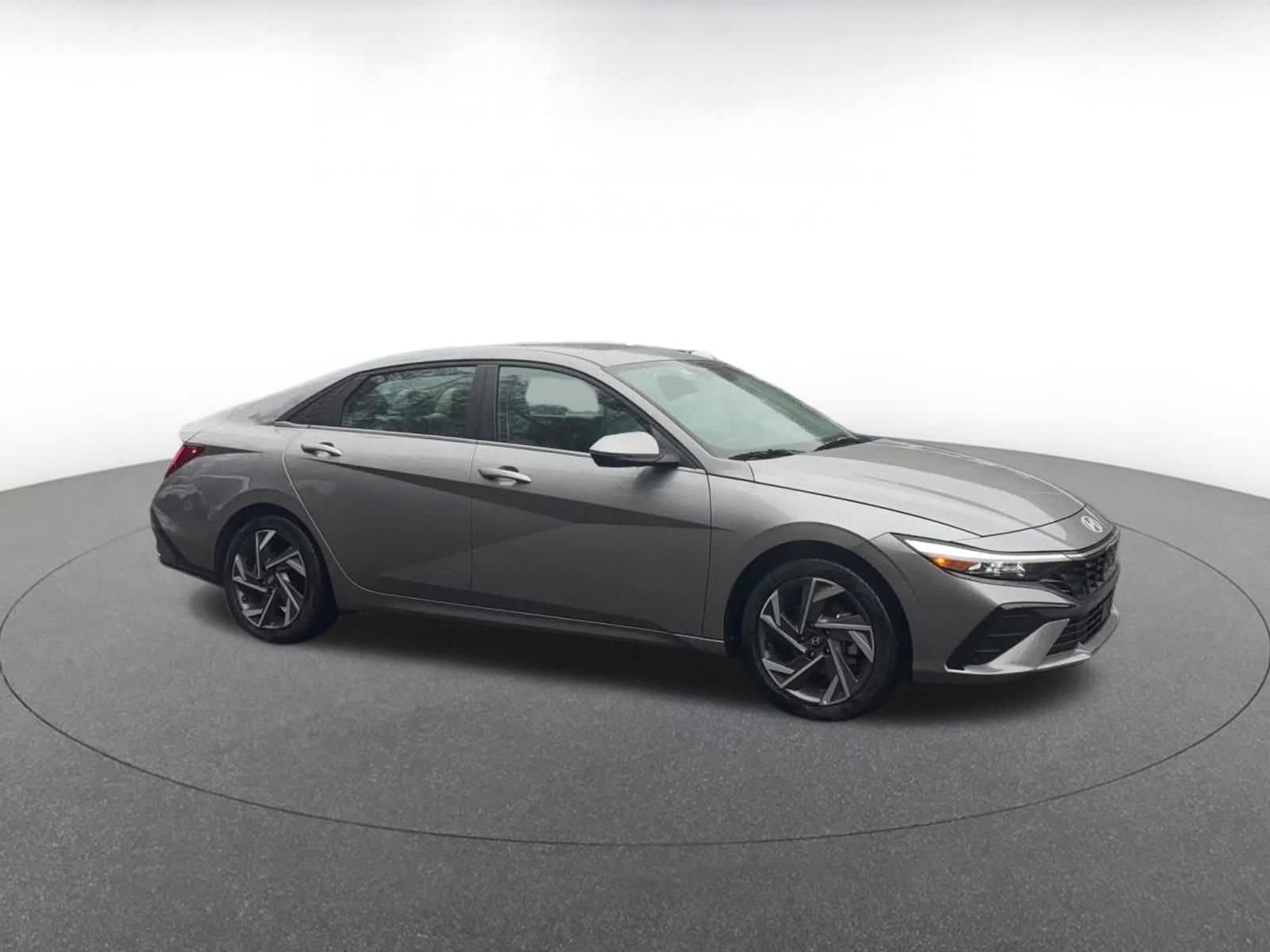 Thumbnail: 2025 Hyundai Elantra - 2