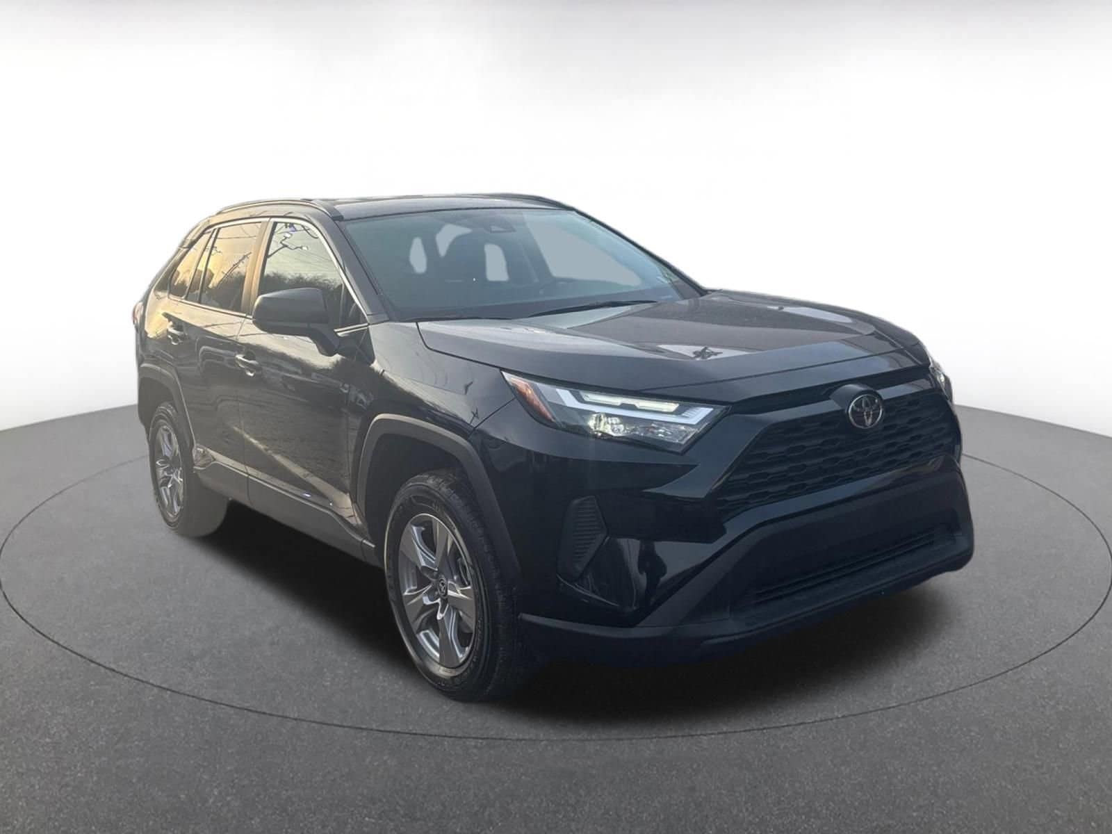 Thumbnail: 2025 Toyota RAV4 - 1