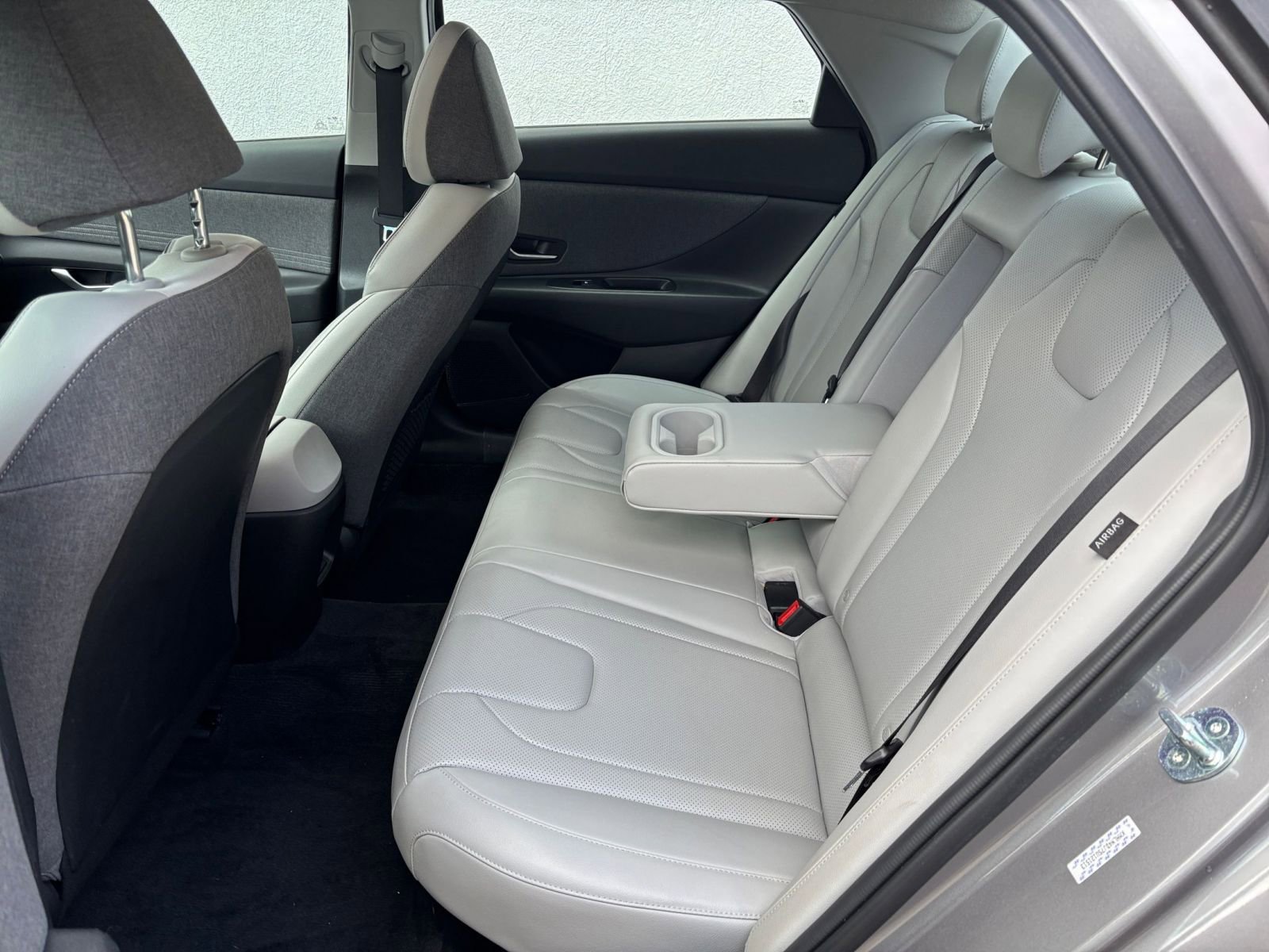 Thumbnail: 2025 Hyundai Elantra - 24