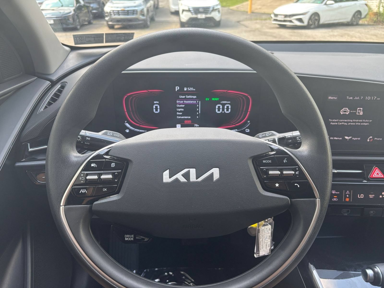 Thumbnail: 2026 Kia Niro - 25