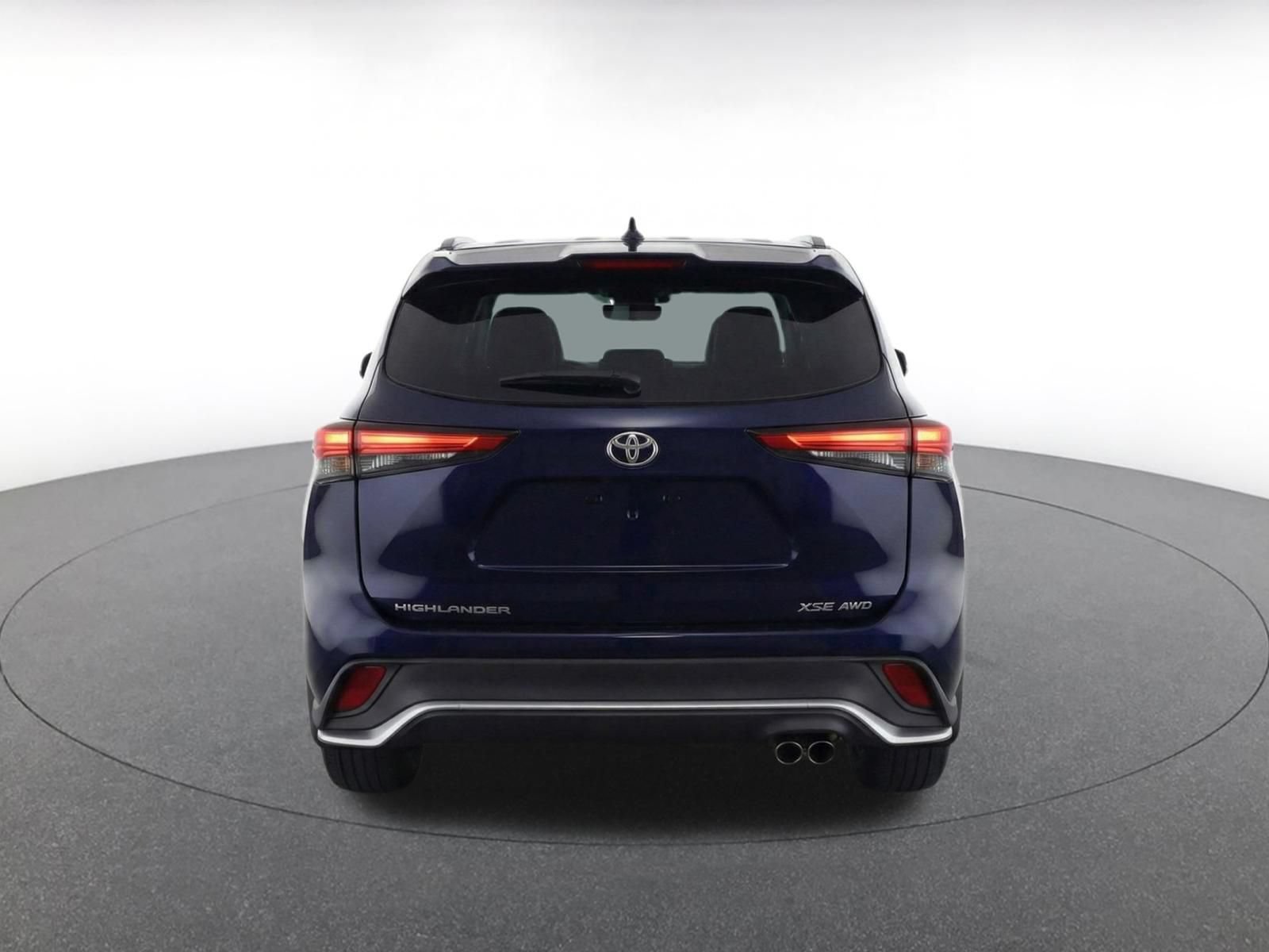 Thumbnail: 2024 Toyota Highlander - 8
