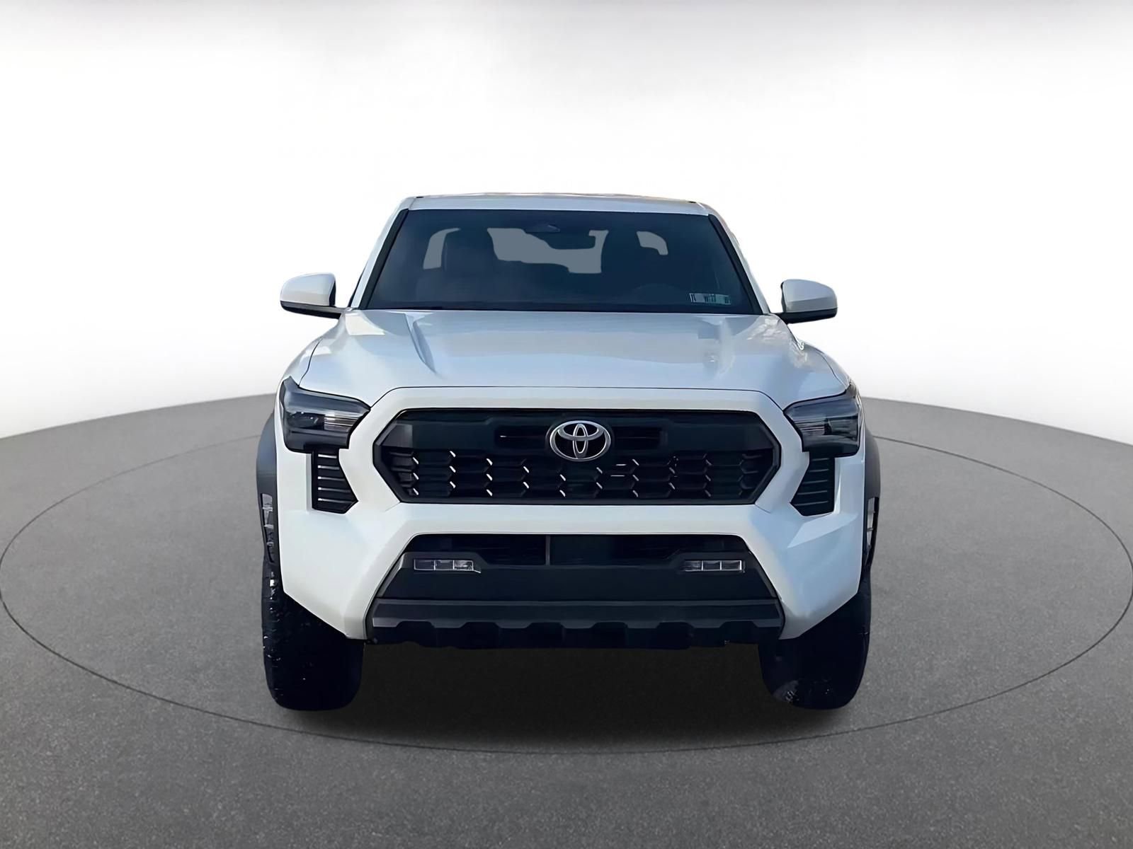 Thumbnail: 2025 Toyota Tacoma - 4