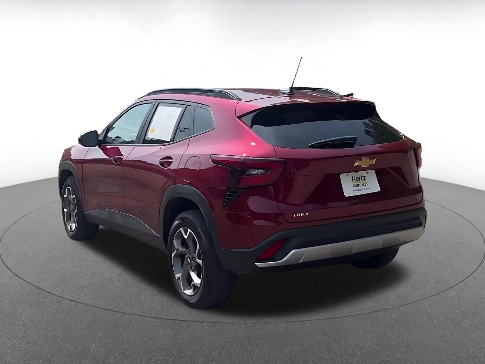 Thumbnail: 2025 Chevrolet Trax - 11