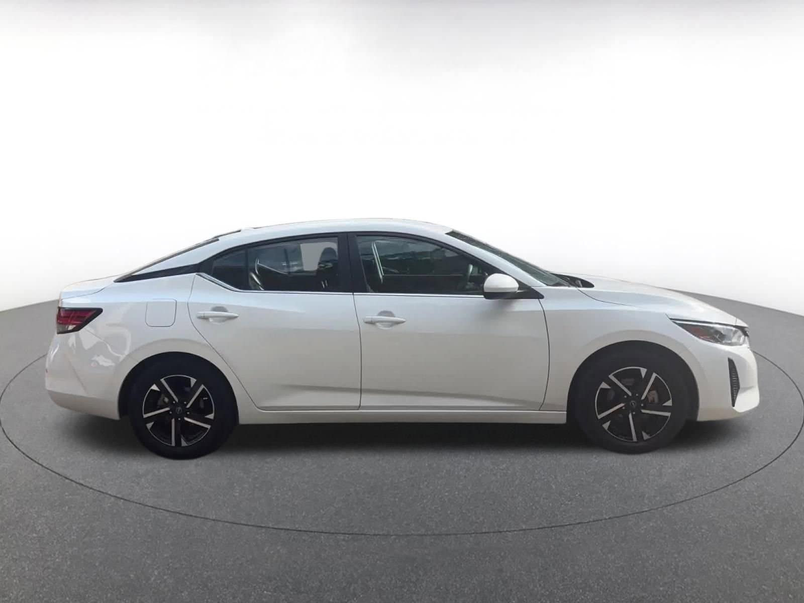 Thumbnail: 2024 Nissan Sentra - 16