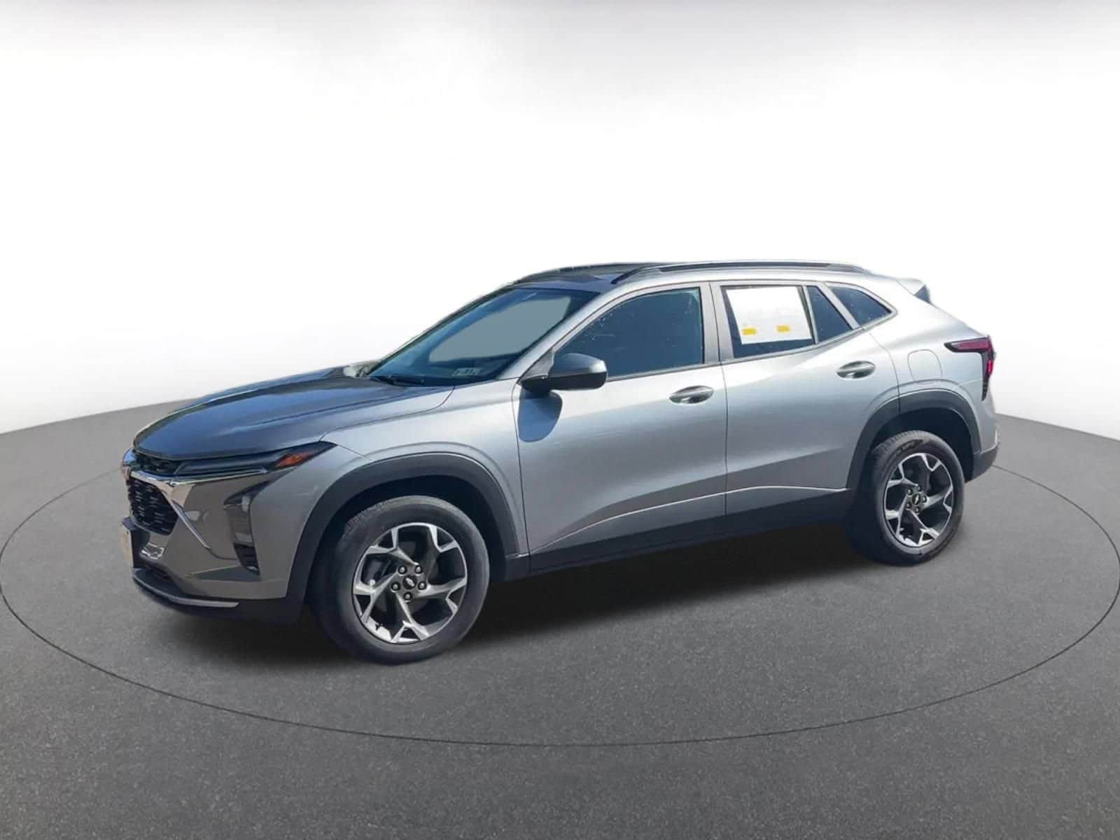 Thumbnail: 2024 Chevrolet Trax - 8