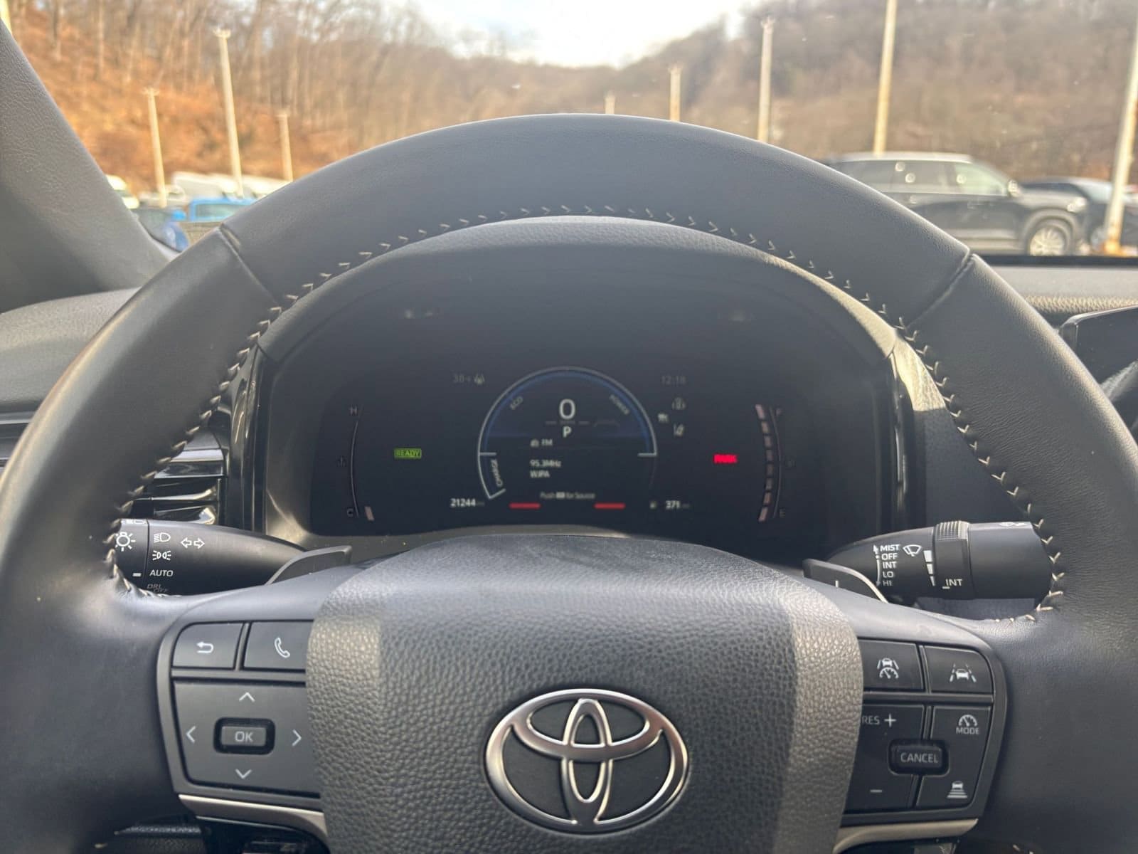 Thumbnail: 2025 Toyota Camry - 29