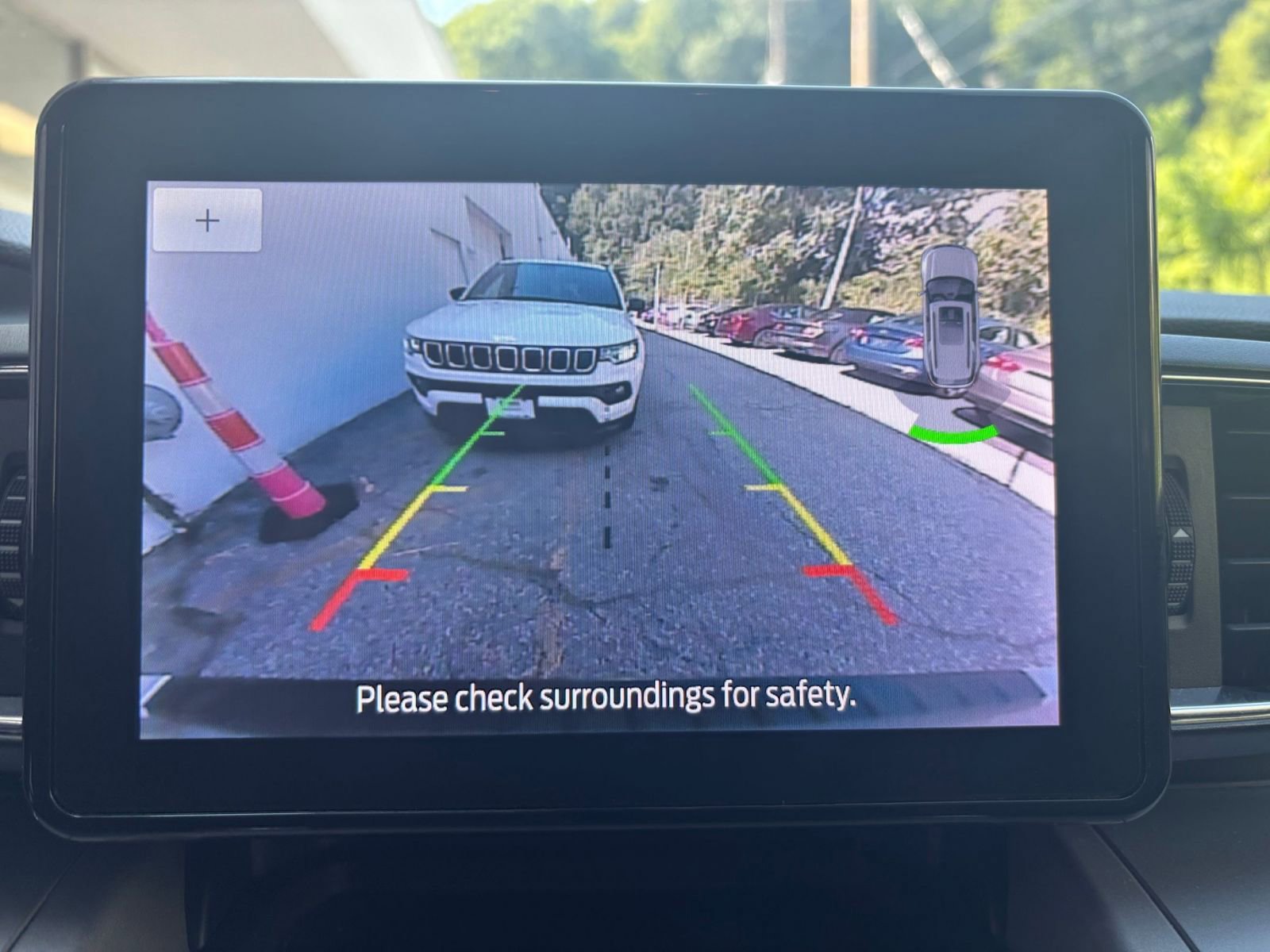 Thumbnail: 2023 Ford Explorer - 17