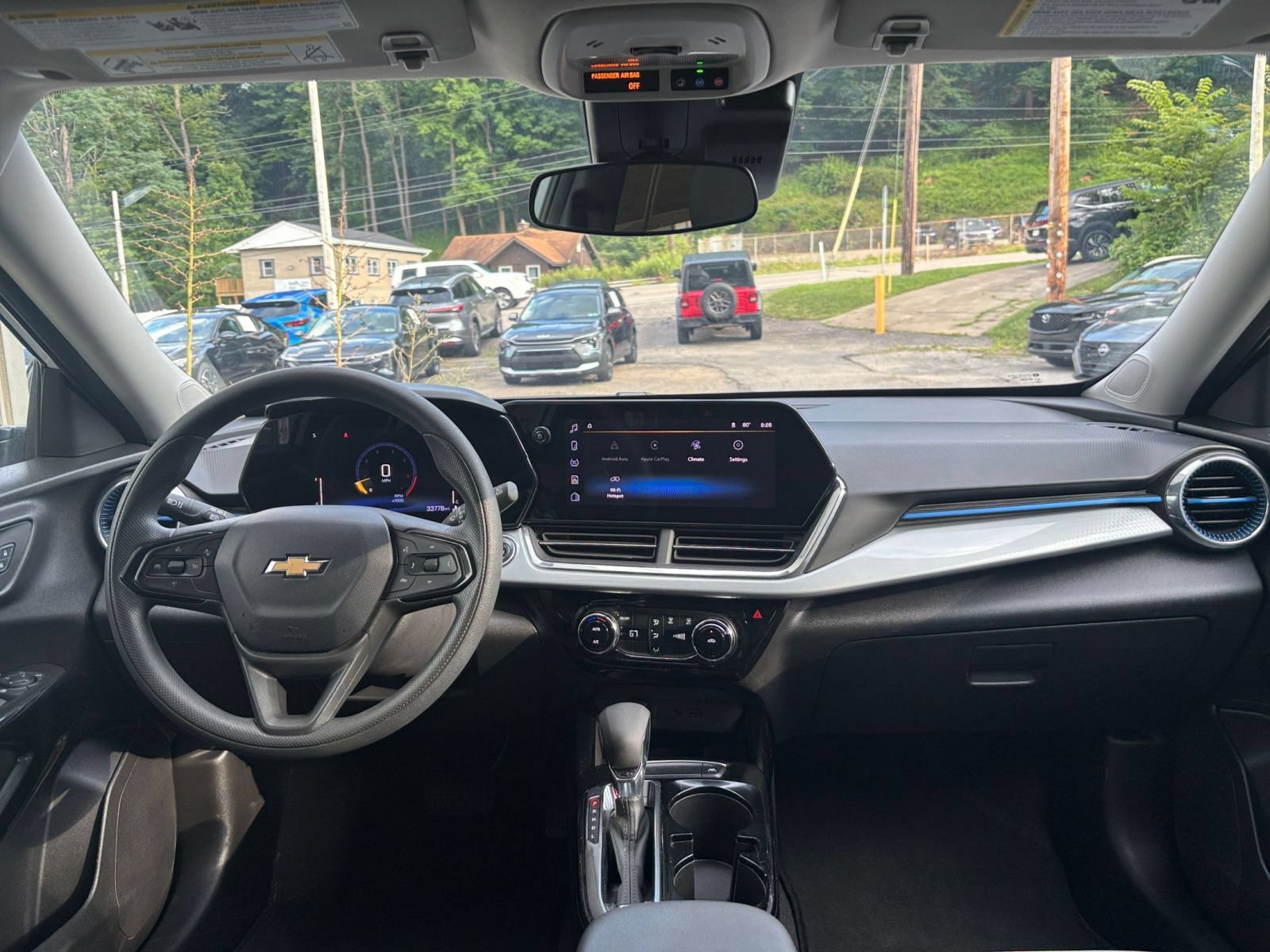 Thumbnail: 2025 Chevrolet Trax - 33